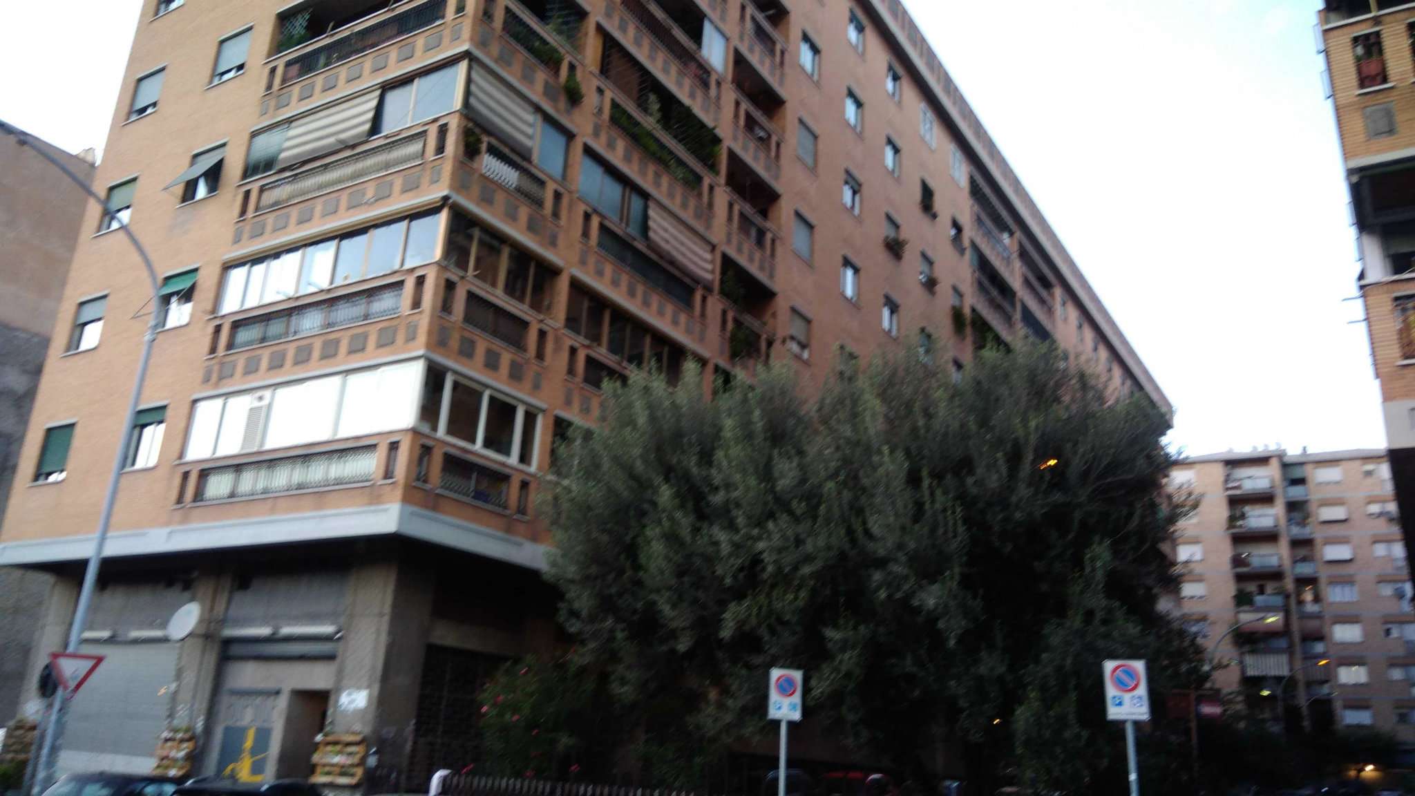 Appartamento ROMA vendita  MARCONI  DICIOTTO IMMOBILIARE