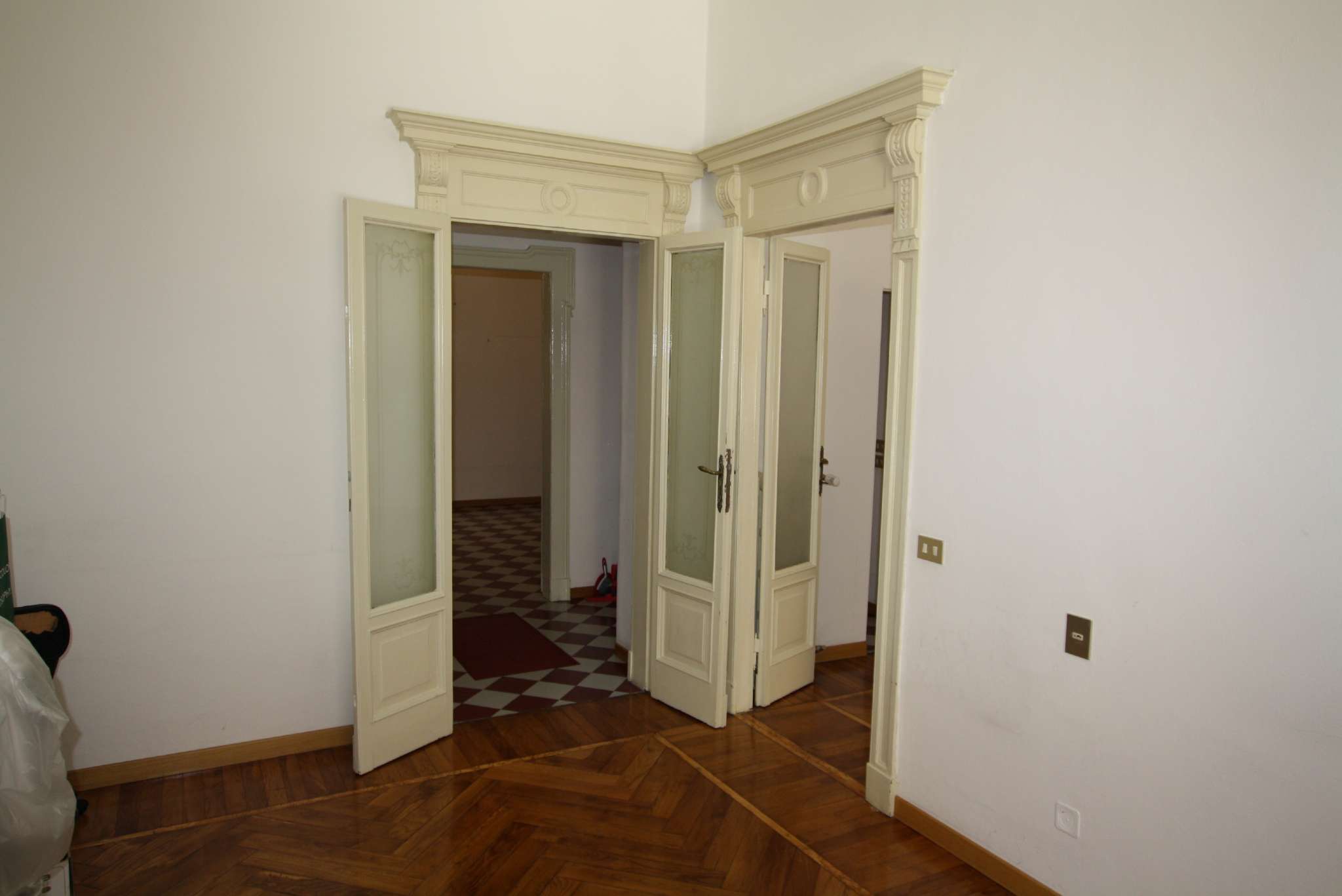 Appartamento MILANO affitto  CENTRO STORICO Aurelio Saffi GESTIONI IMMOBILIARI LAZZARONI SRL