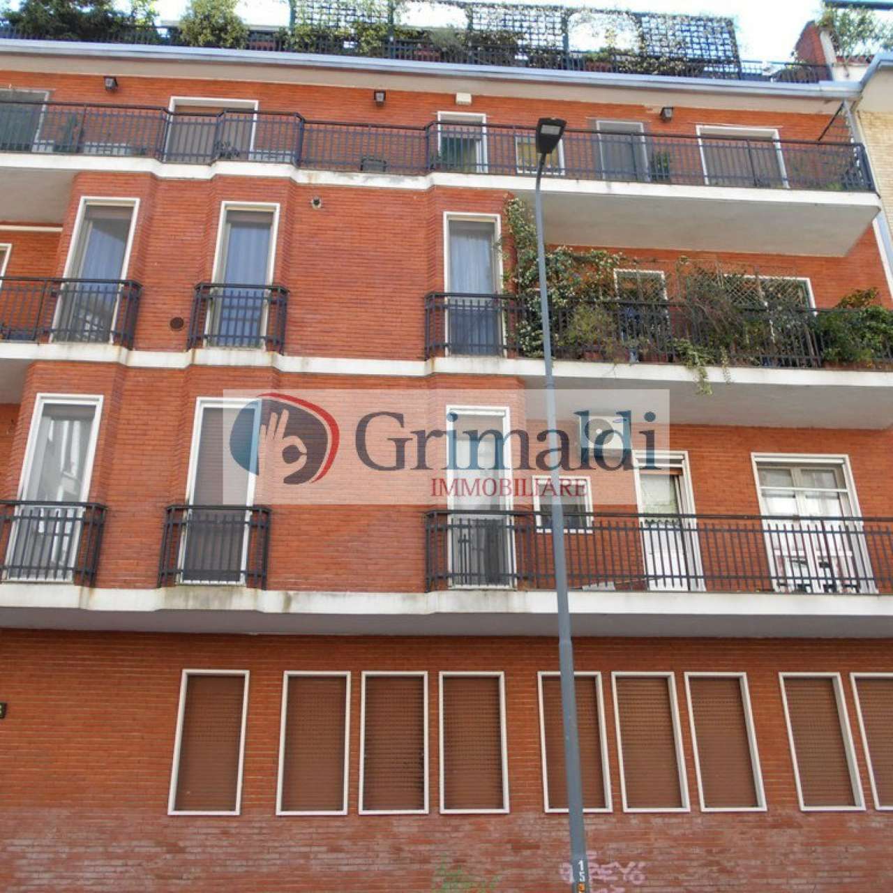  milano vendita quart: barona grimaldi immobiliare - affiliato san vincenzo cas