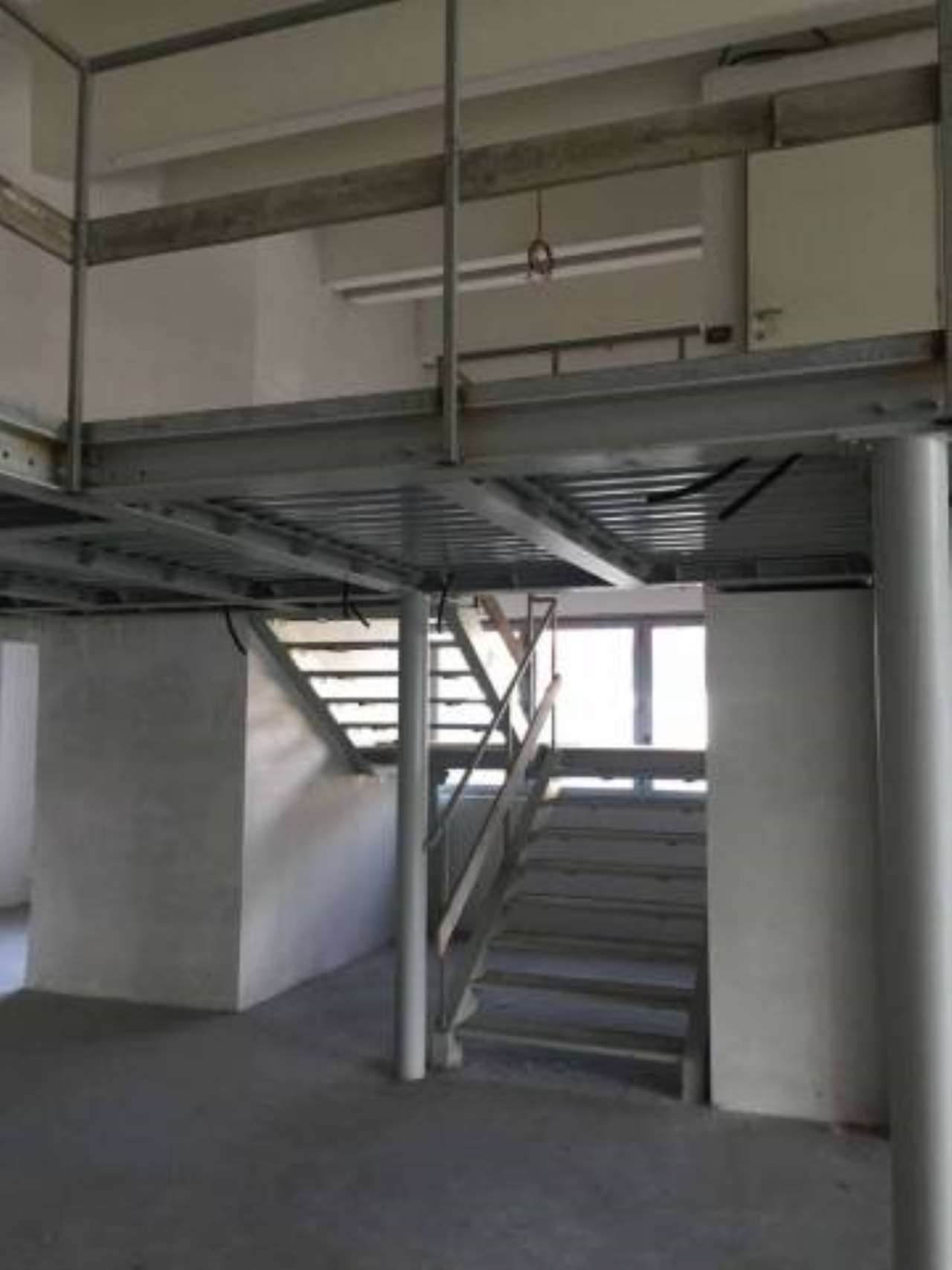 Negozio - Loc.Com. MILANO affitto  BAGGIO Cusago Consulenza Immobiliare Russo