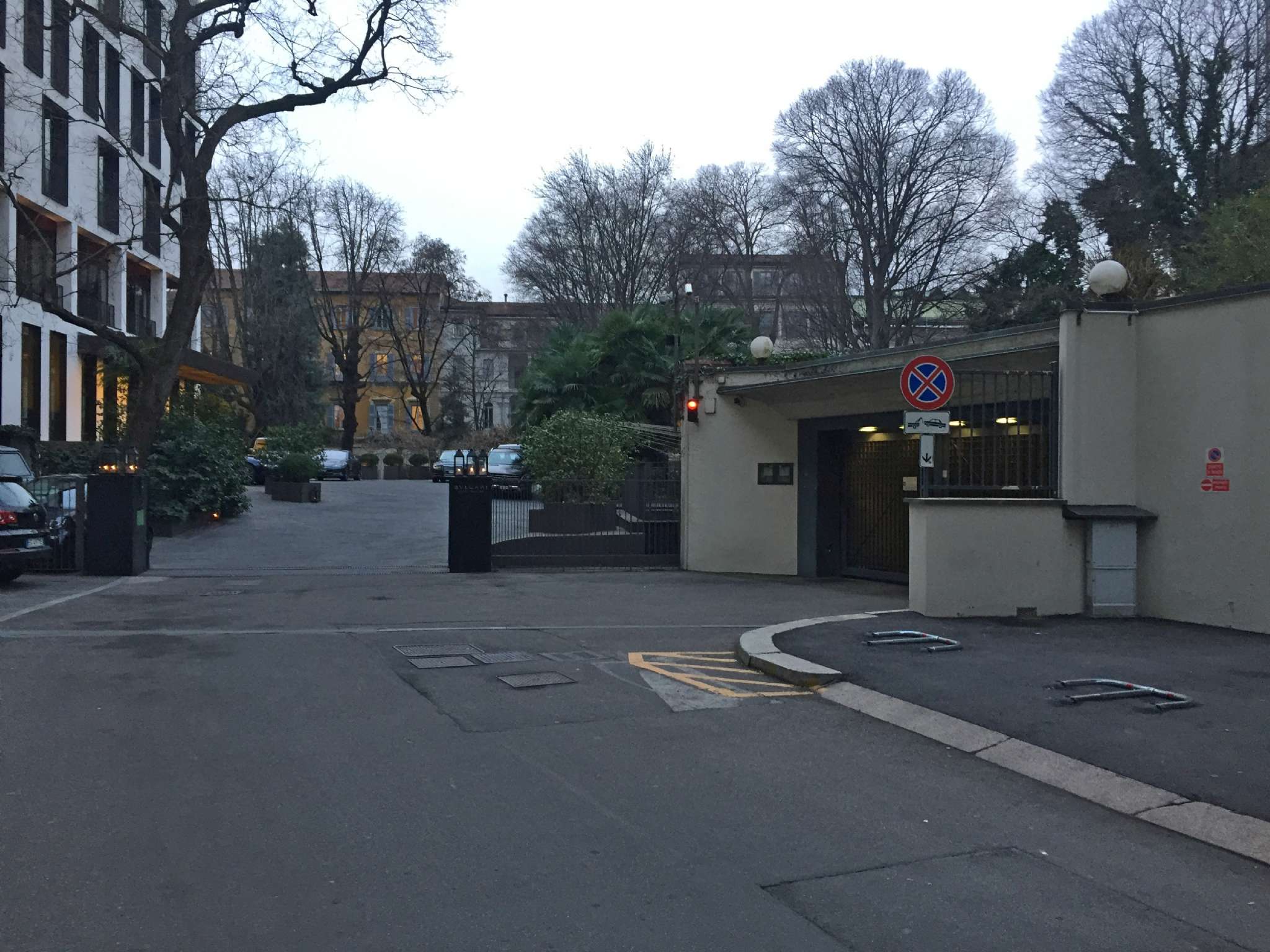 Box auto - Posto auto MILANO affitto  CENTRO STORICO  Properties & Life - Milano Centro Magenta