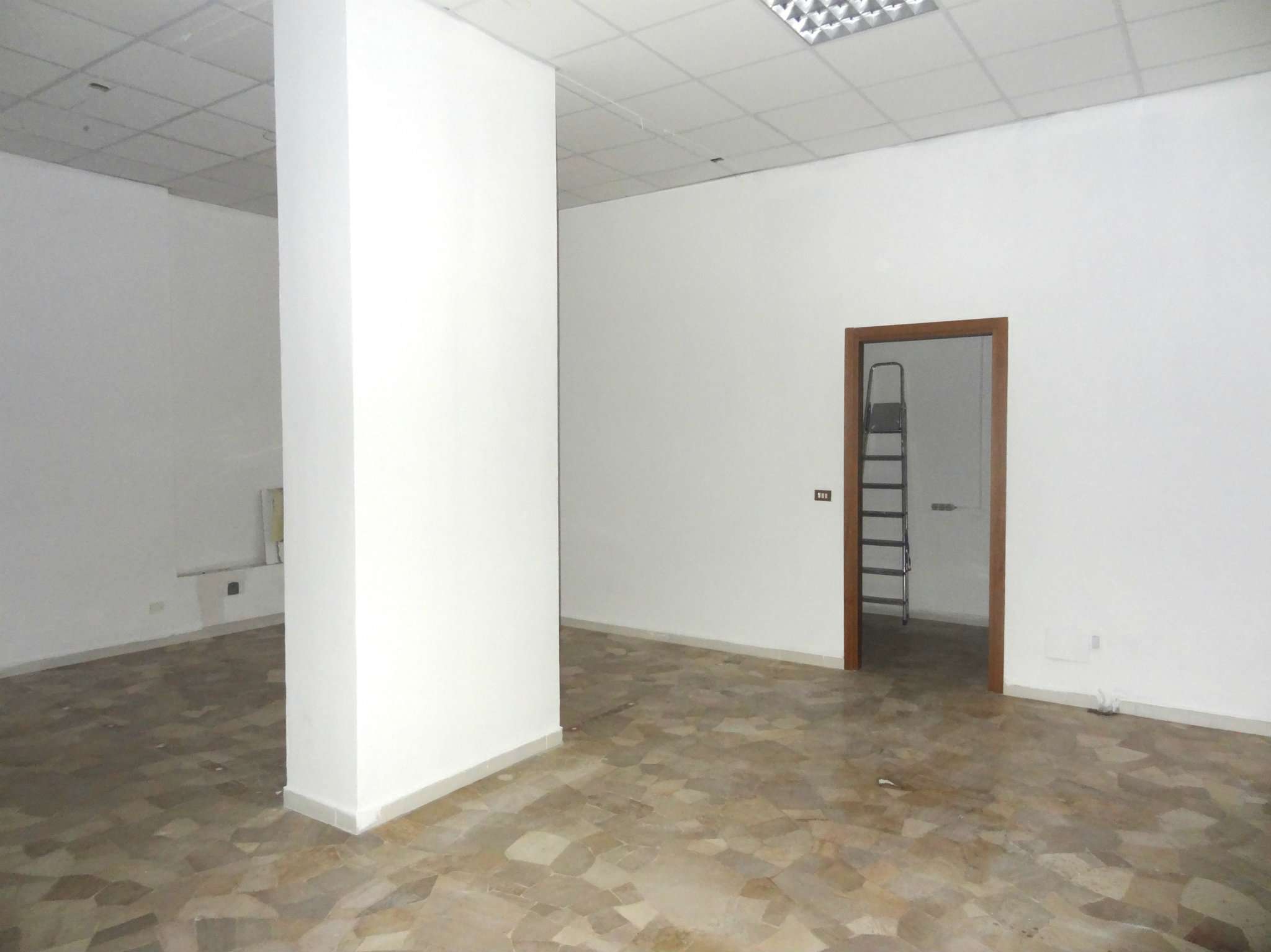 Negozio - Loc.Com. MILANO vendita  BARONA VIA ETTORE PONTI Professionecasa Milano Santa Rita - EMMECIEMME SRL