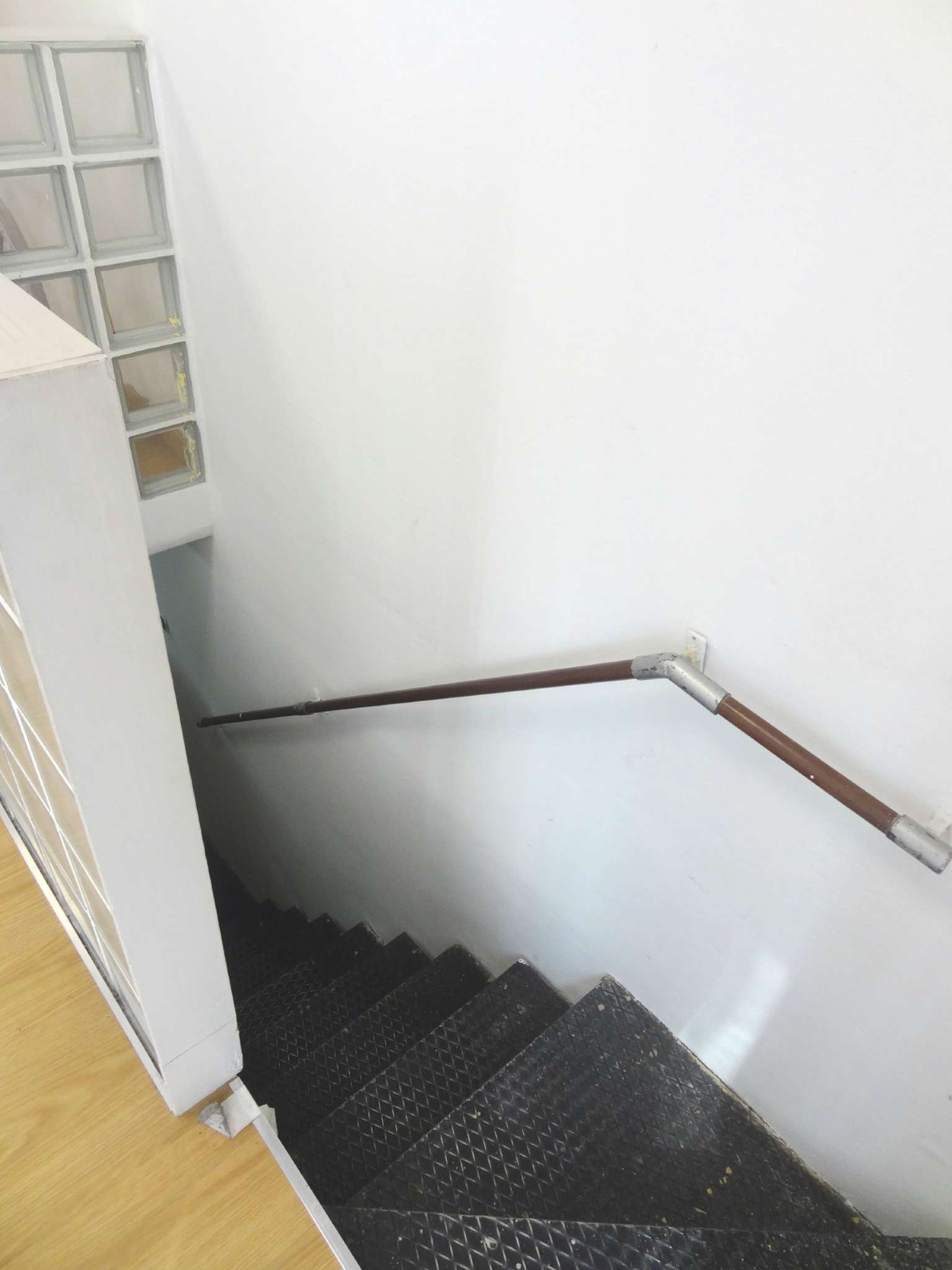 Negozio - Loc.Com. MILANO vendita  BARONA Santa Rita da Cascia Professionecasa Milano Santa Rita - EMMECIEMME SRL
