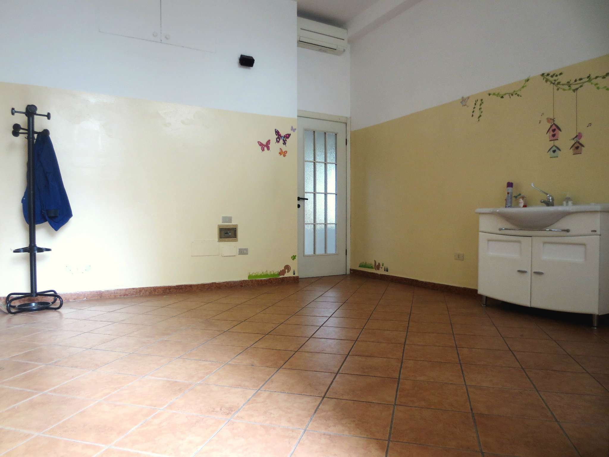 Negozio - Loc.Com. MILANO vendita  ROMOLO DI PORTA TICINESE Professionecasa - EMMECIEMME SRL
