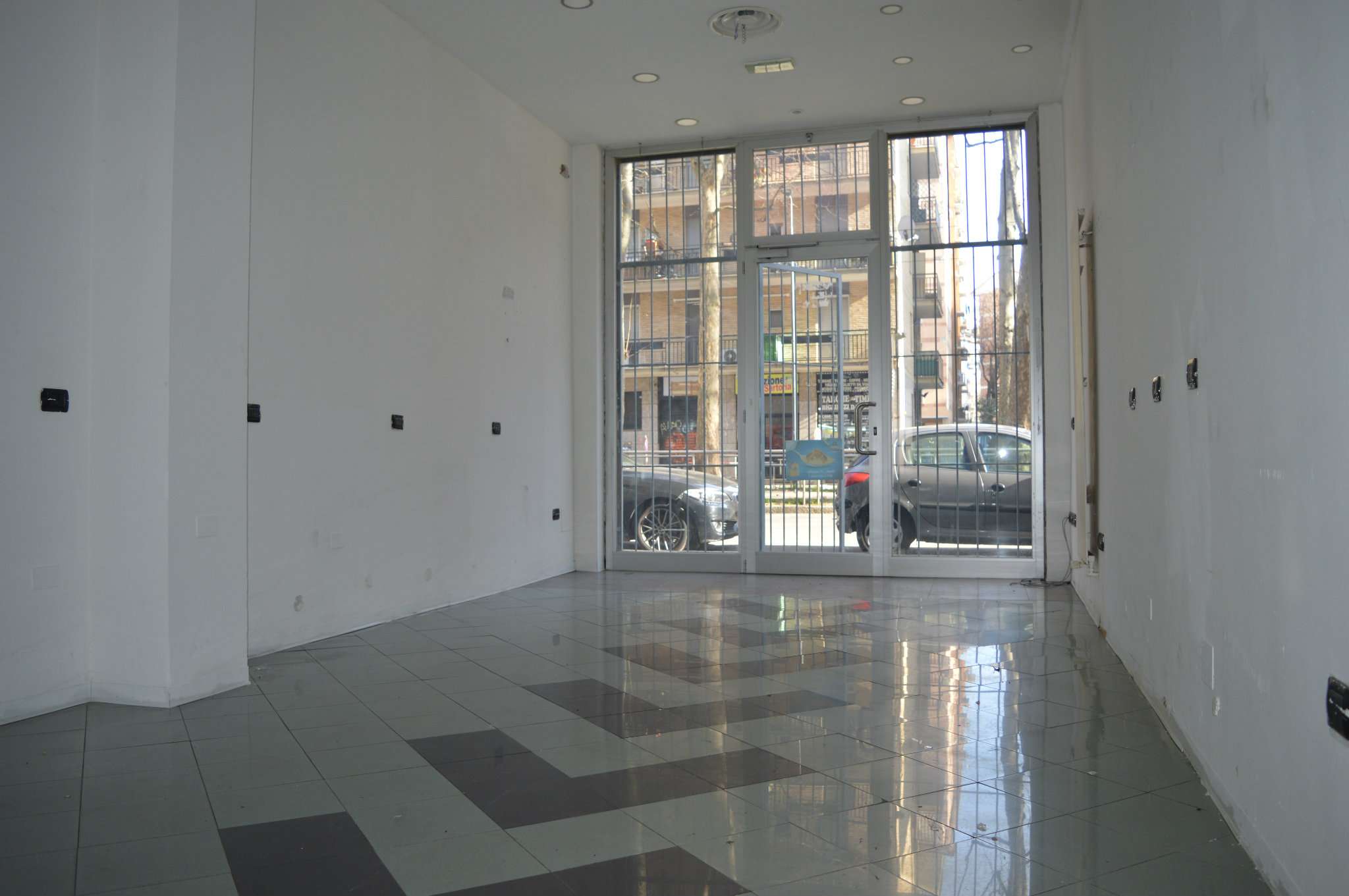 Negozio - Loc.Com. MILANO affitto  LOTTO Millelire Affiliato GABETTI FRANCHISING - MILANO NIGUARDA - GALLERIA IMMOBILIARE sas di L. Orlando & C.