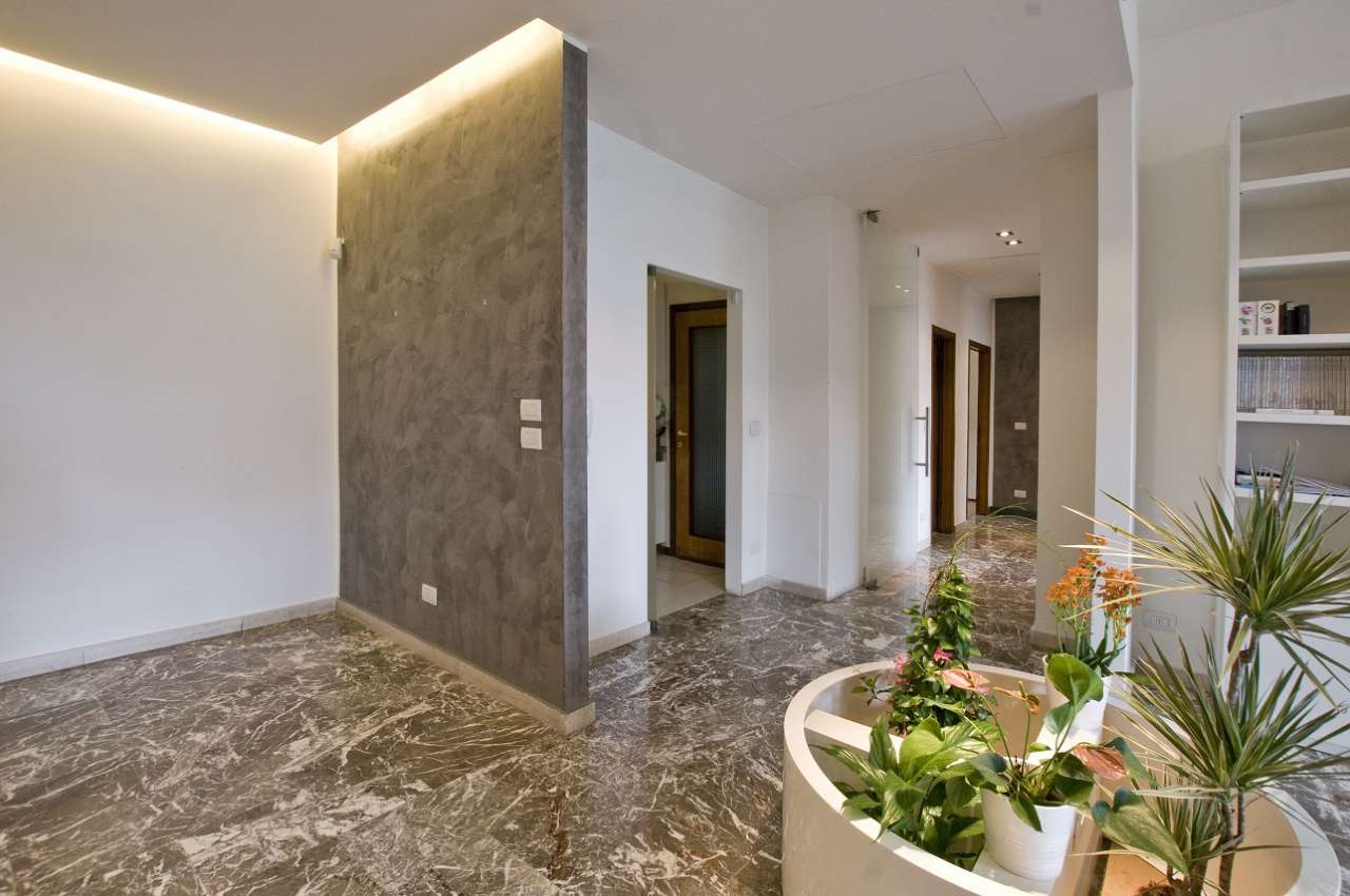 Appartamento MILANO vendita  CENTRO STORICO Gabriele d'Annunzio Immobilre