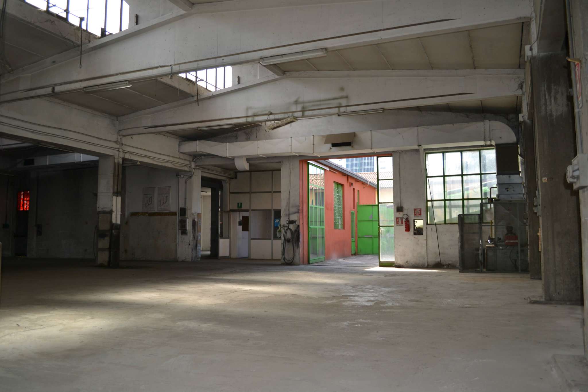 Capannoni (Tutti) MILANO vendita  CERTOSA Antonio Aldini Morabito Immobiliare