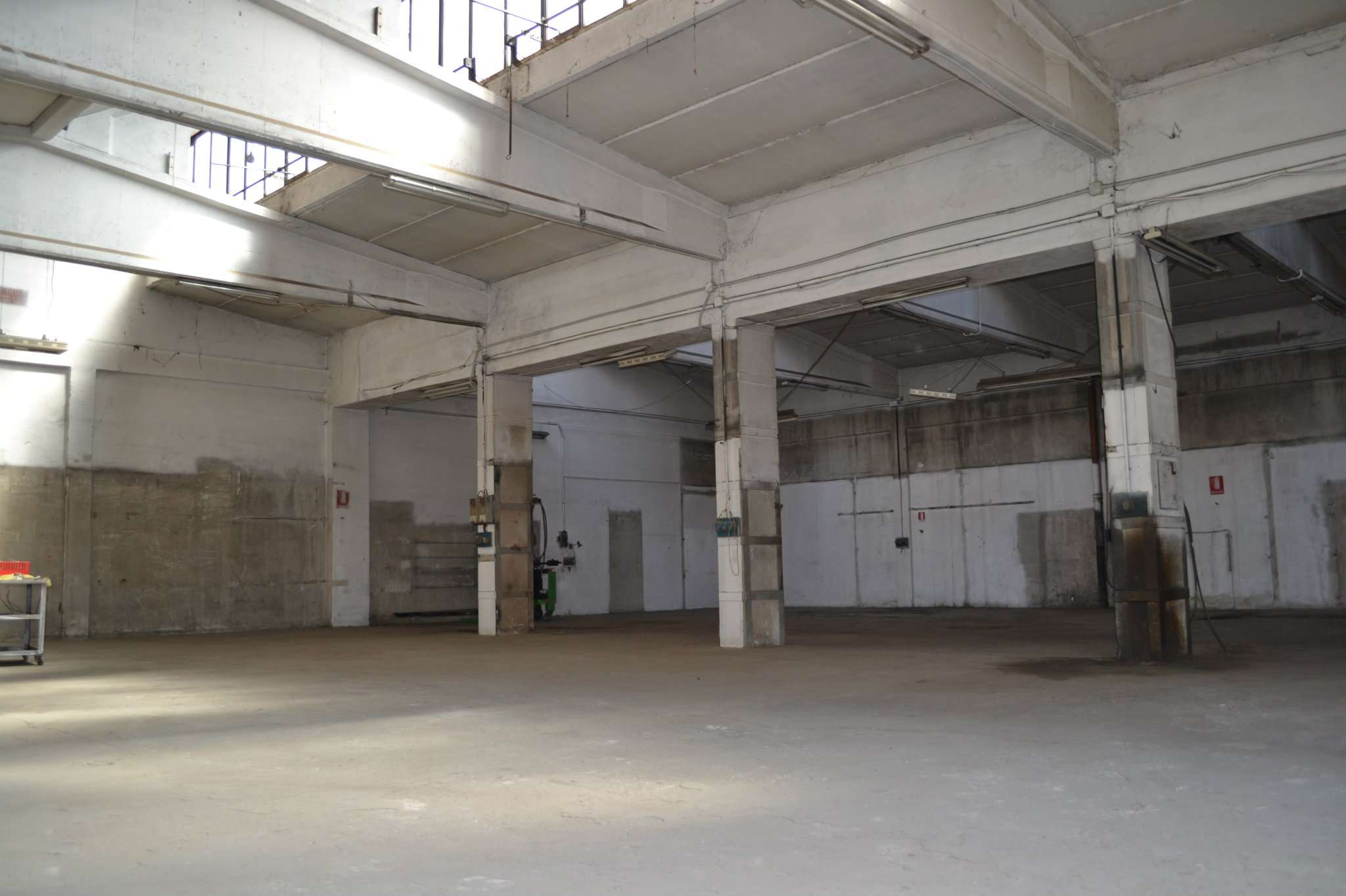 Capannoni (Tutti) MILANO vendita  CERTOSA Antonio Aldini Morabito Immobiliare