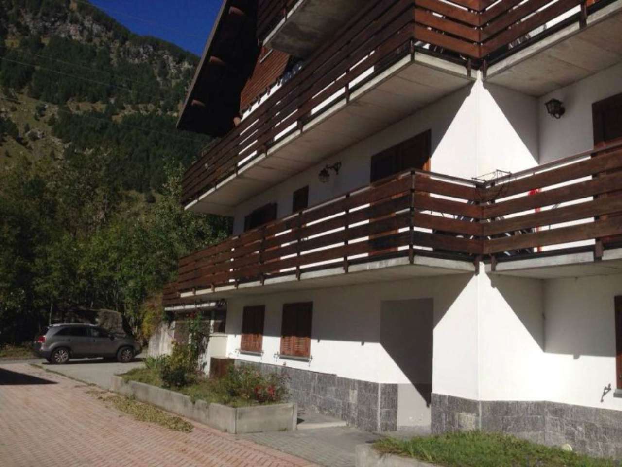 Appartamento CAMPODOLCINO vendita   Contreda UBH REAL ESTATE SRL