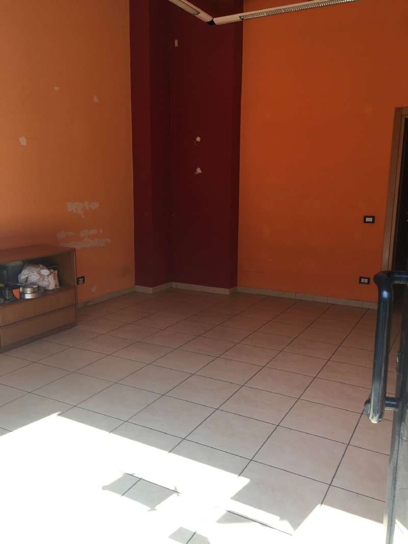 Negozio - Loc.Com. MILANO affitto  LOTTO Monte Ceneri UBH REAL ESTATE SRL