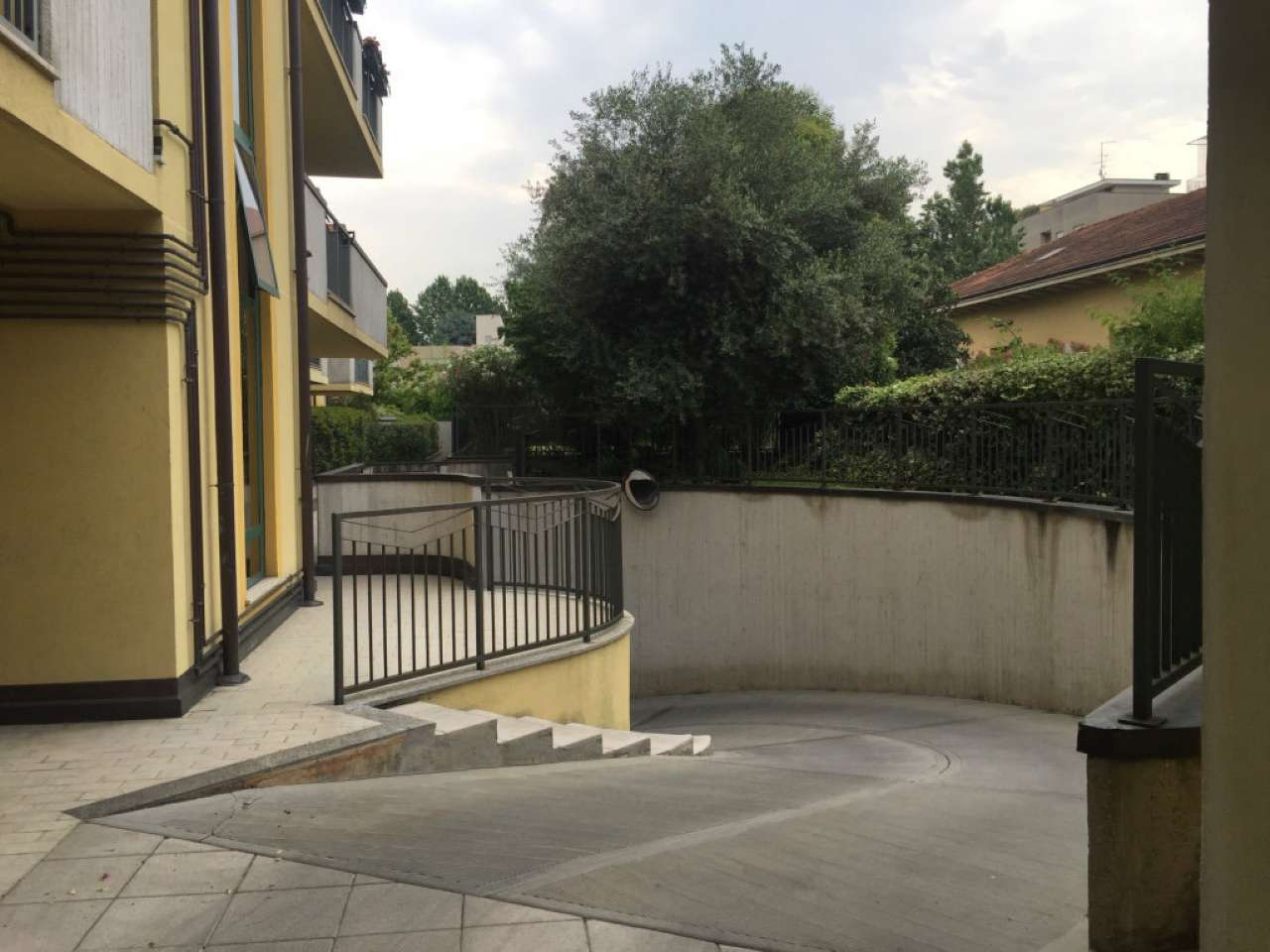 Box auto - Posto auto MILANO vendita  AFFORI  Immobiliare Res