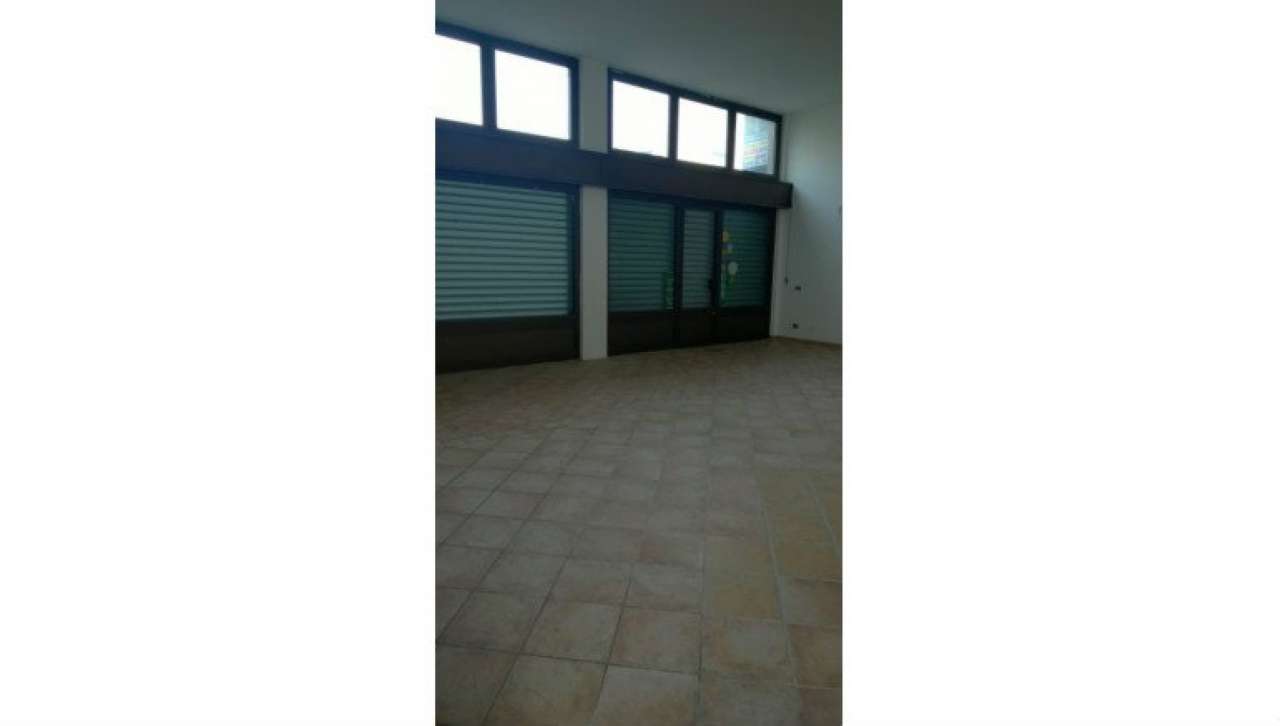Negozio - Loc.Com. MILANO vendita  AFFORI Don Bartolomeo Grazioli Immobiliare Res
