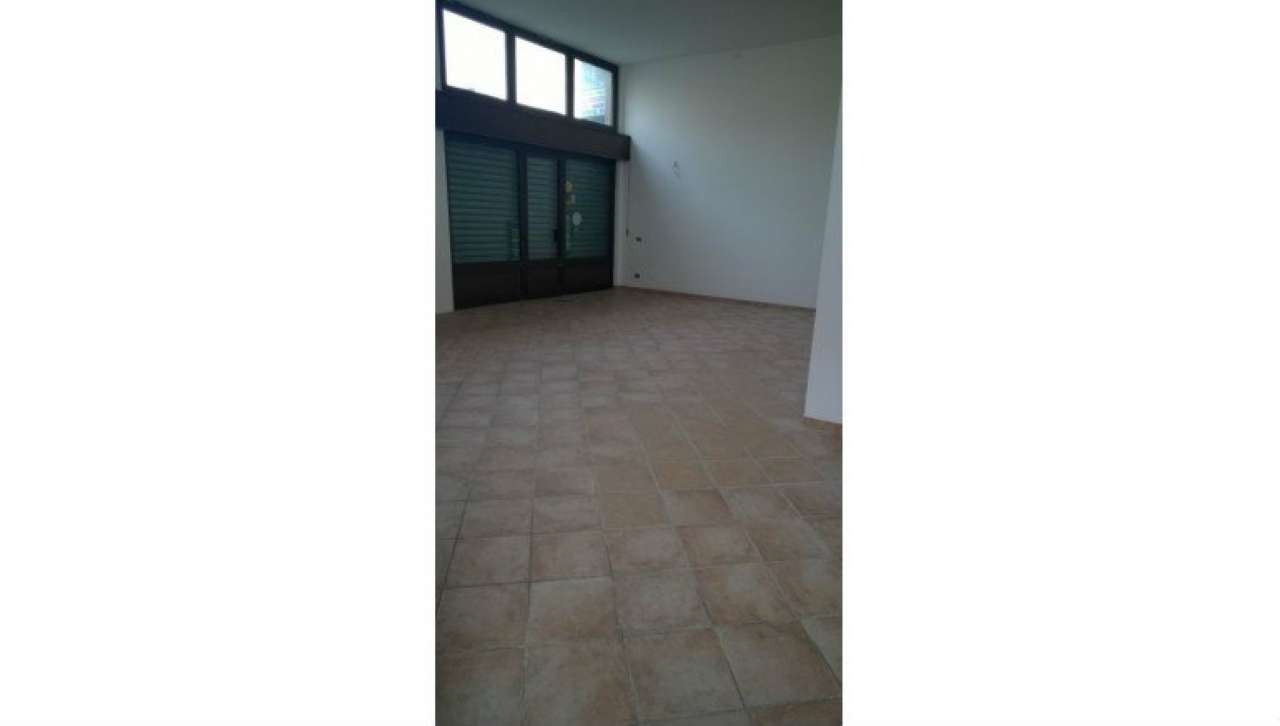 Negozio - Loc.Com. MILANO vendita  AFFORI Don Bartolomeo Grazioli Immobiliare Res