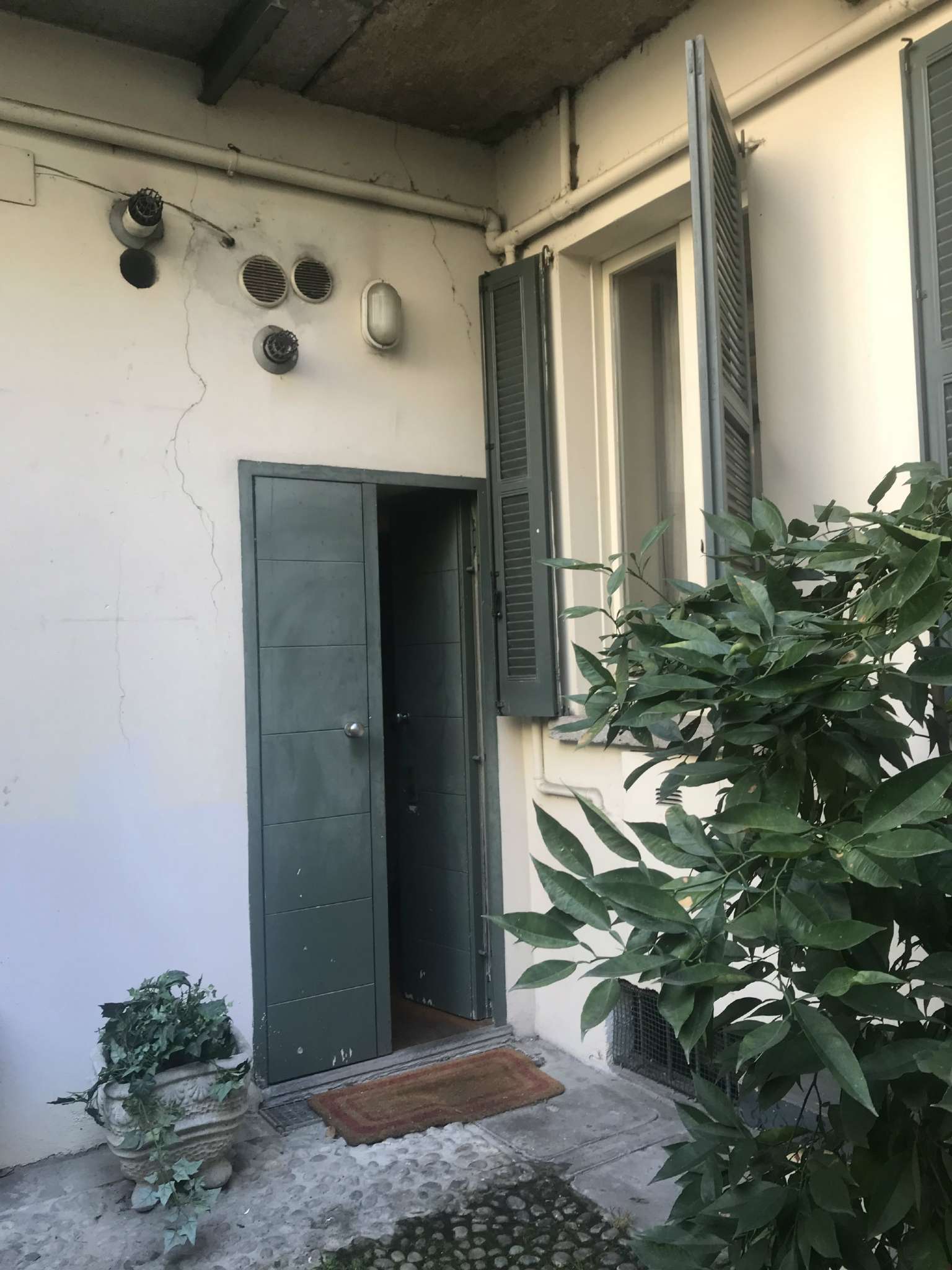 Negozio - Loc.Com. MILANO affitto  V GIORNATE Orti P&R REALESTATE SRL