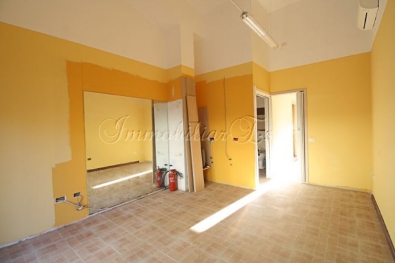 Negozio - Loc.Com. MILANO vendita  SAN SIRO Daniele Ricciarelli IMMOBILIARESSE