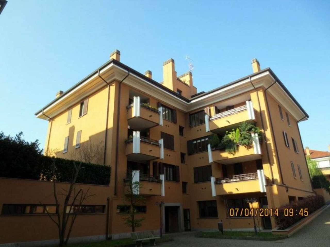 Appartamento PESCHIERA BORROMEO vendita   via umbria IMMOBILIARESSE