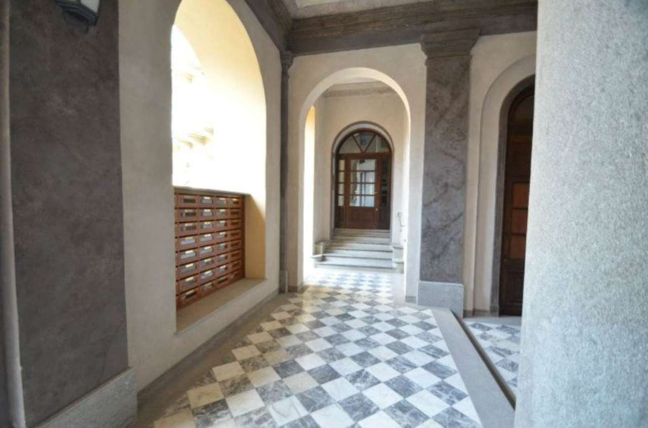Negozio - Loc.Com. TORINO vendita  angolo via Montebello San Maurizio Haston & Aston Associati