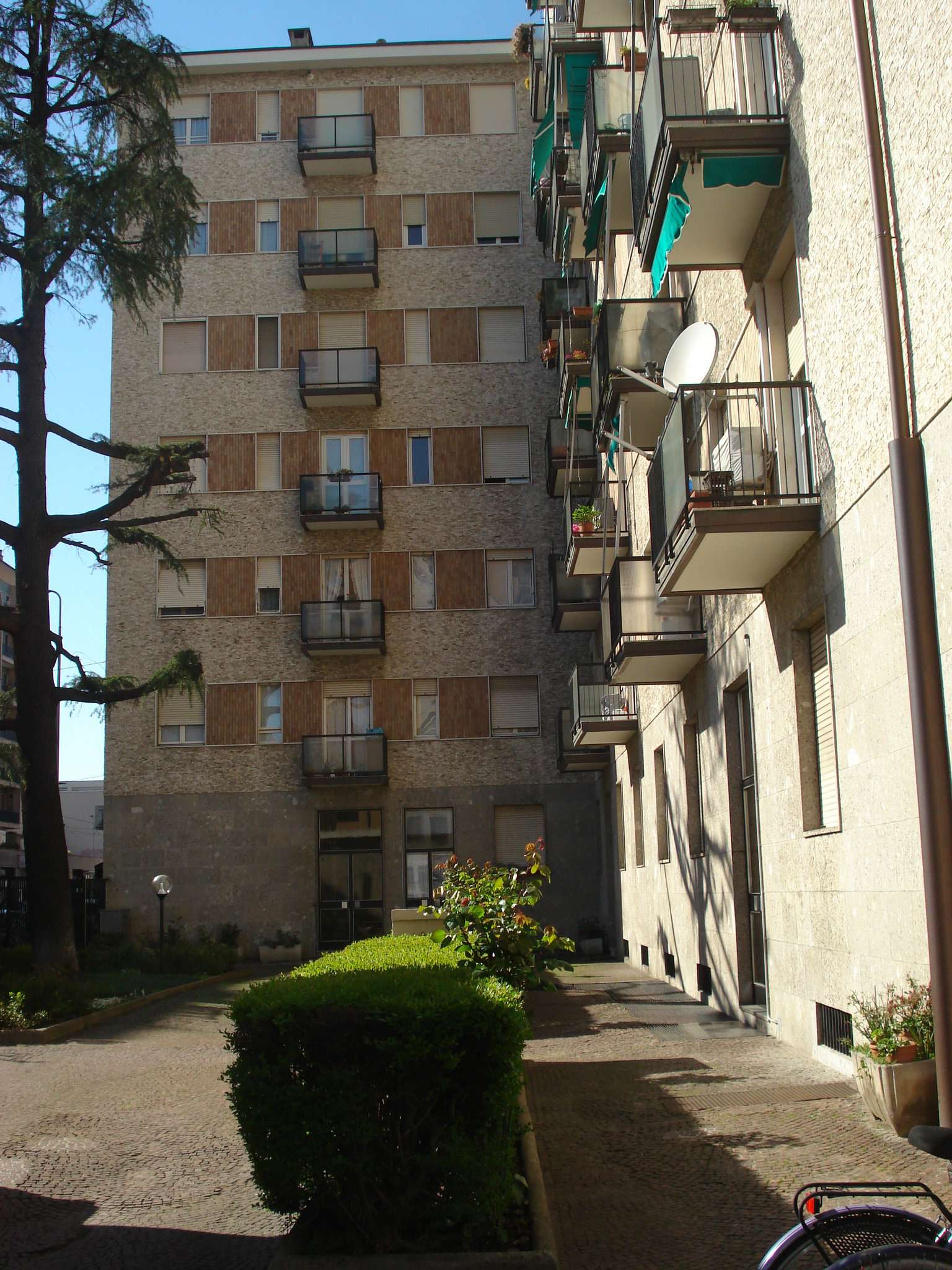 Negozio - Loc.Com. MILANO vendita  CORVETTO Tito Livio STUDIO TITO LIVIO S.A.S.