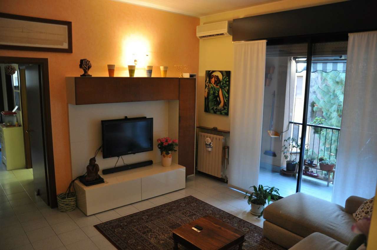 Appartamento MILANO vendita  CORVETTO Cosenza STUDIO TITO LIVIO S.A.S.