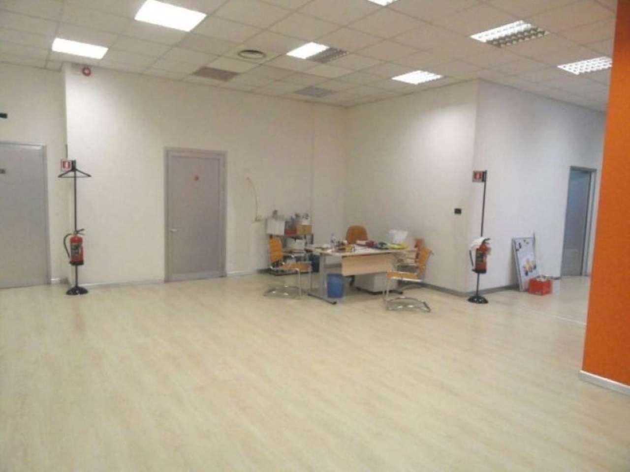 Negozio - Loc.Com. MILANO vendita  ISOLA Zara La Casa Patella Servizi Immobiliari