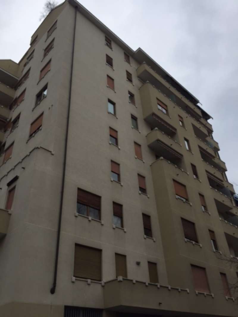  milano affitto quart:  studio-tarsitano