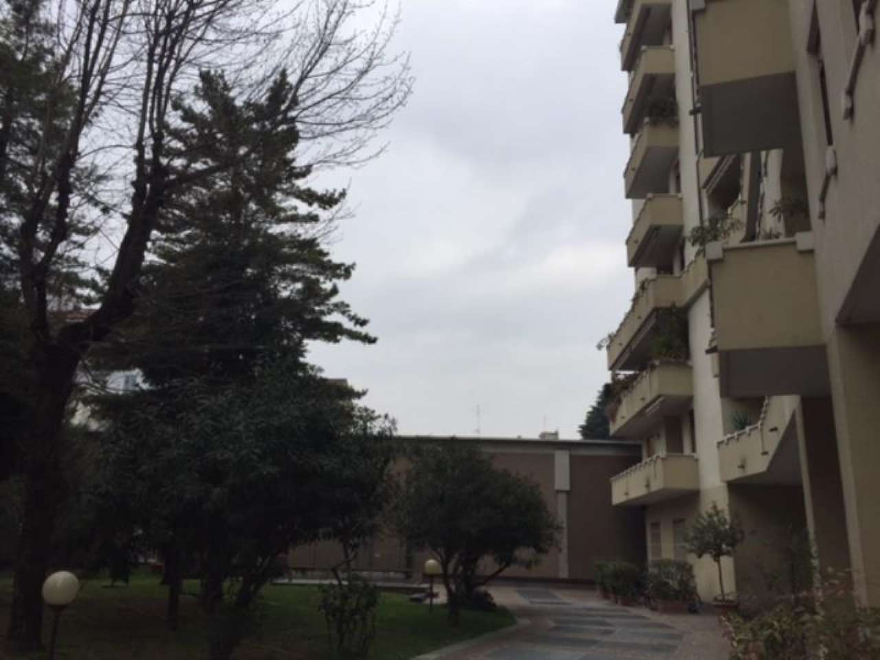 Box auto - Posto auto MILANO affitto    STUDIO TARSITANO