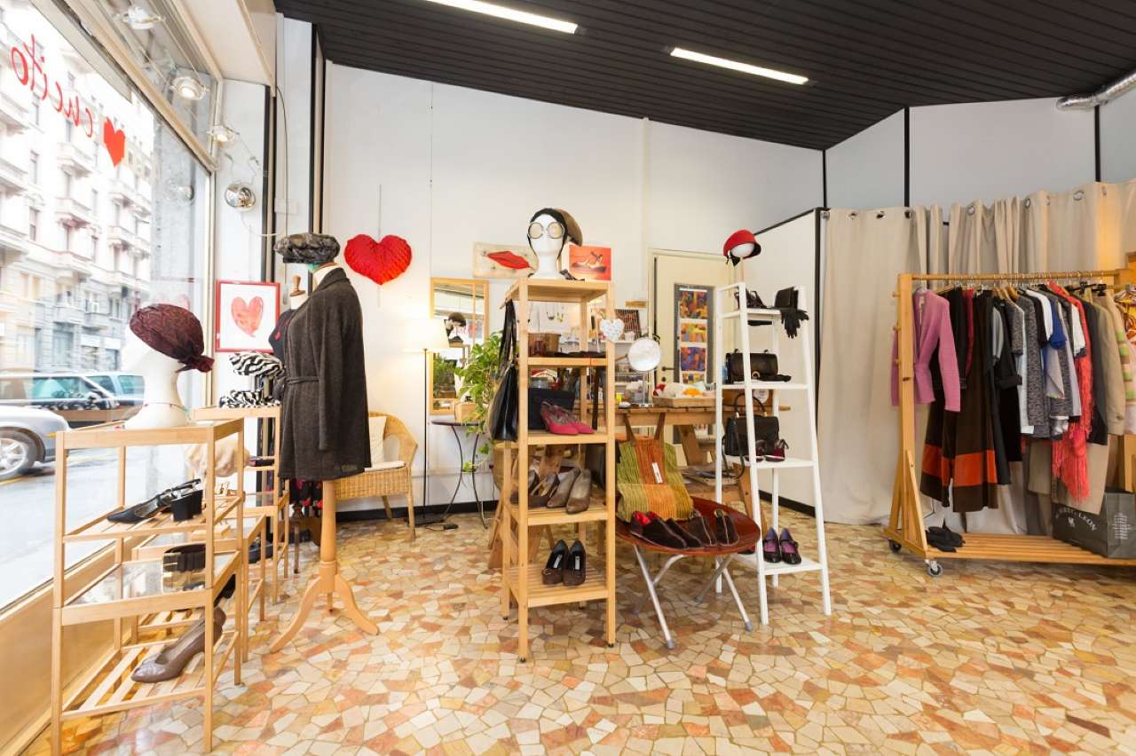 Negozio - Loc.Com. MILANO vendita  PONTE LAMBRO Sighele Best House