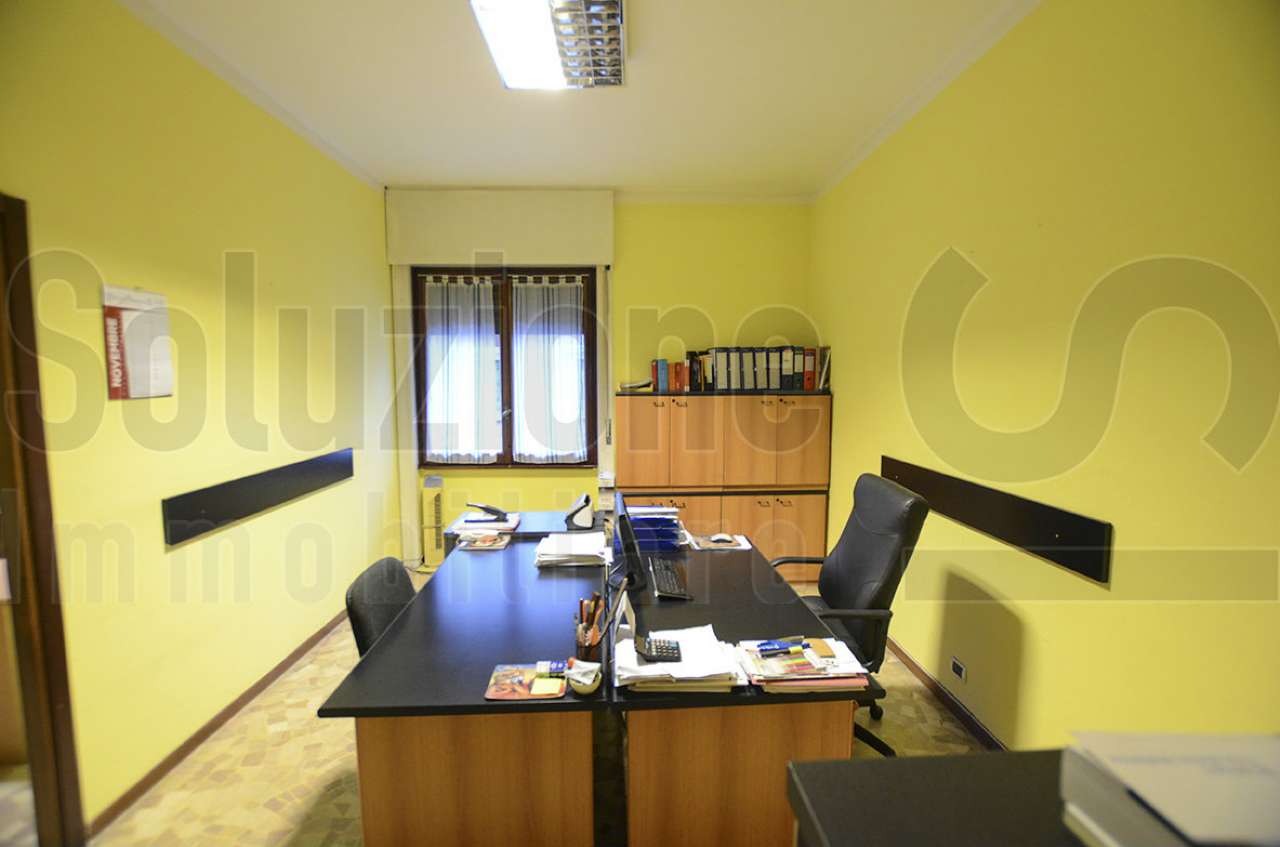 Ufficio - Loc.Com. MILANO affitto  V GIORNATE Via Pietro Calvi SOLUZIONE IMMOBILIARE