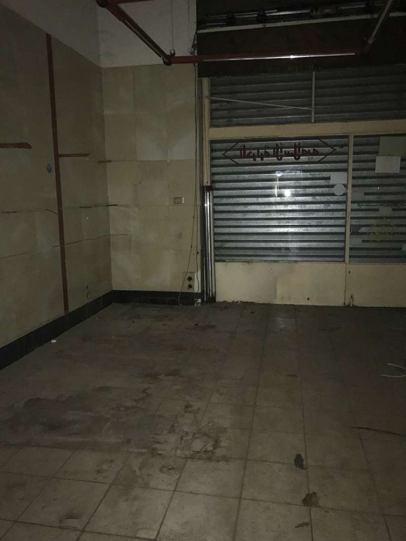 Negozio - Loc.Com. MILANO vendita  BARONA GIAMBELLINO NONSOLOCASA