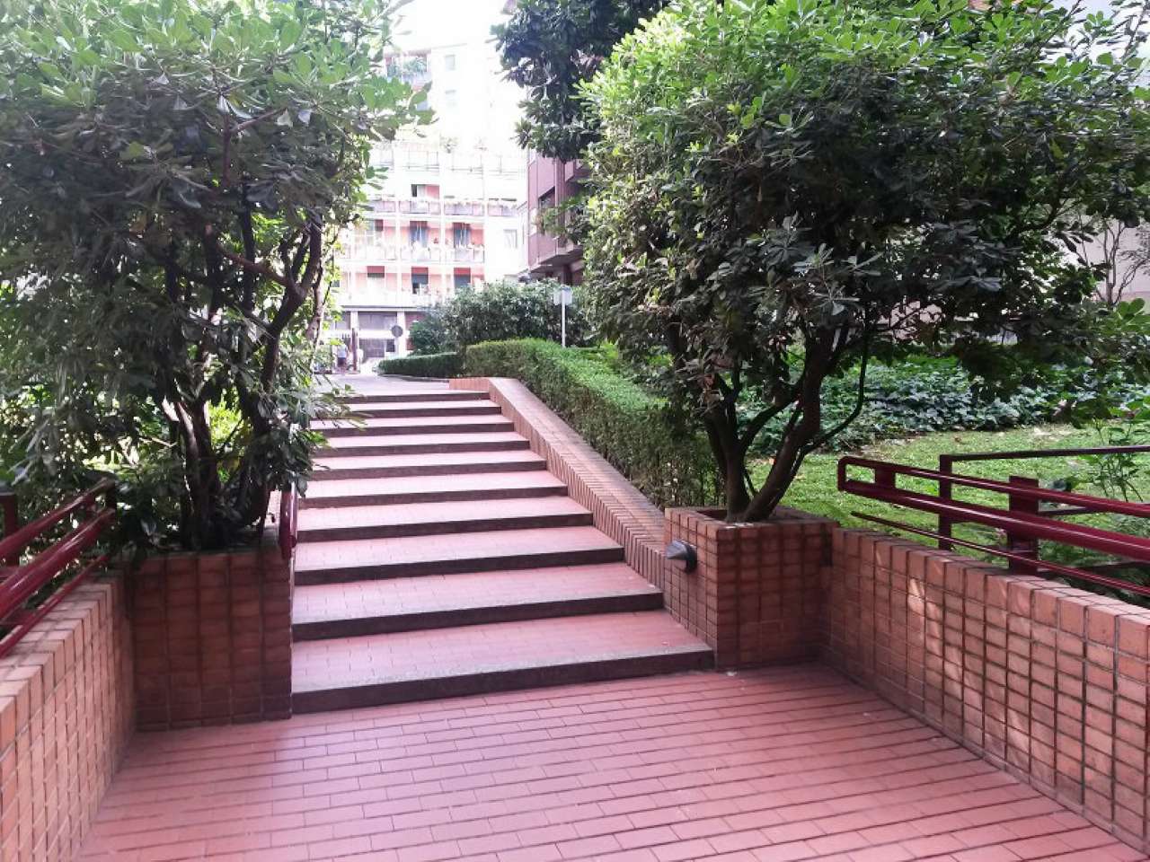 Ufficio - Loc.Com. MILANO affitto  REPUBBLICA VARANINI NONSOLOCASA