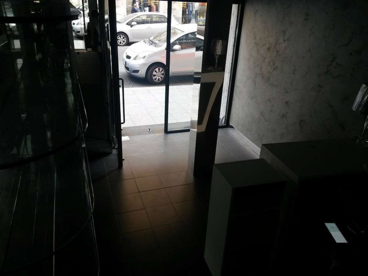 Negozio - Loc.Com. MILANO affitto  BUENOS AIRES OMBONI NONSOLOCASA