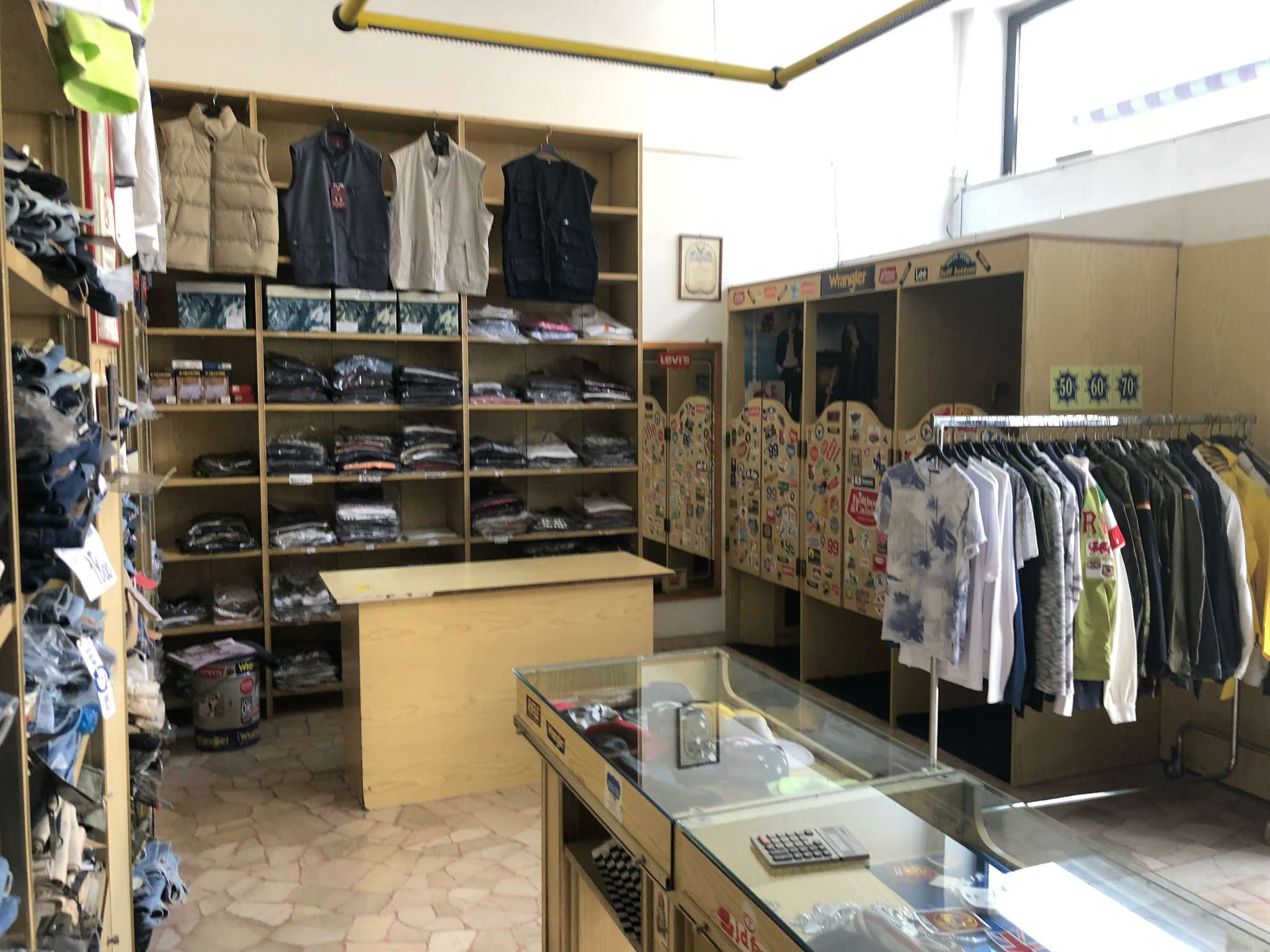 Negozio - Loc.Com. MILANO affitto  BARONA GIAMBELLINO NONSOLOCASA