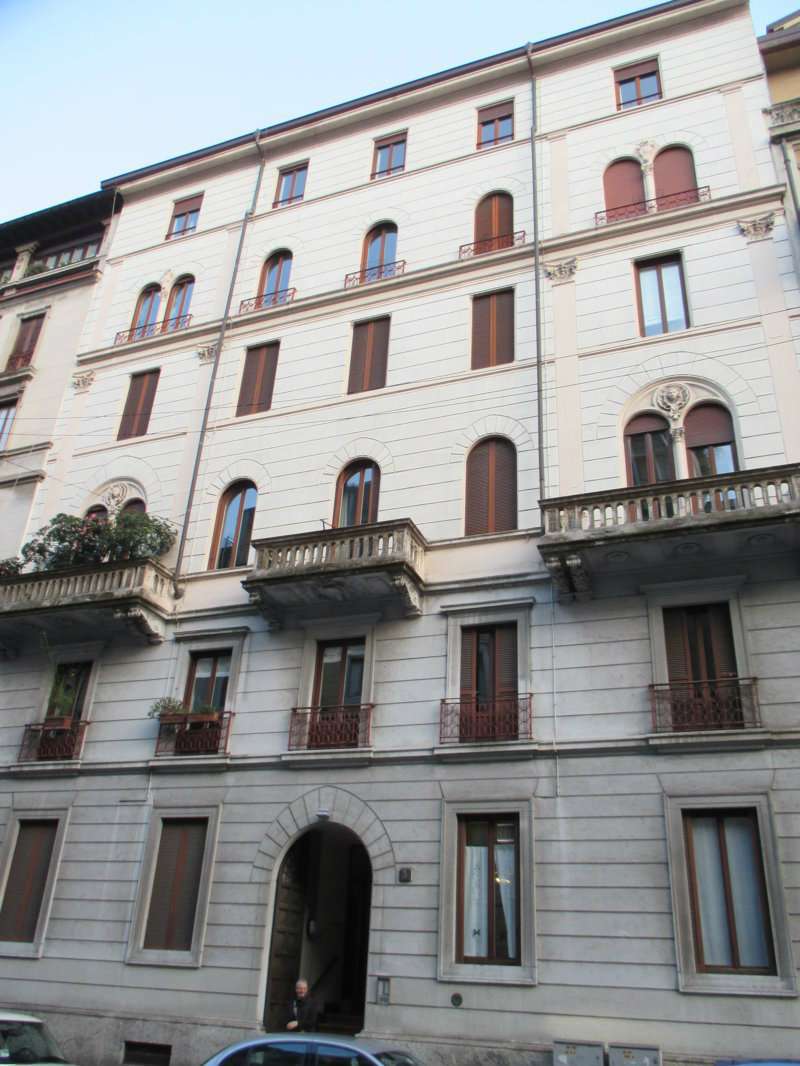 Appartamento MILANO affitto  CENTRO STORICO Petrarca IMMOBILIARE VERCELLINA Srl