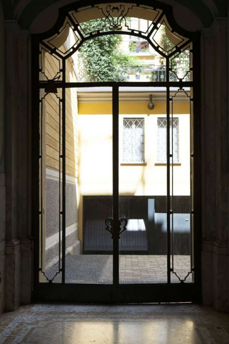 Ufficio - Loc.Com. MILANO affitto  CENTRO STORICO Serbelloni IMMOBILIARE VERCELLINA Srl
