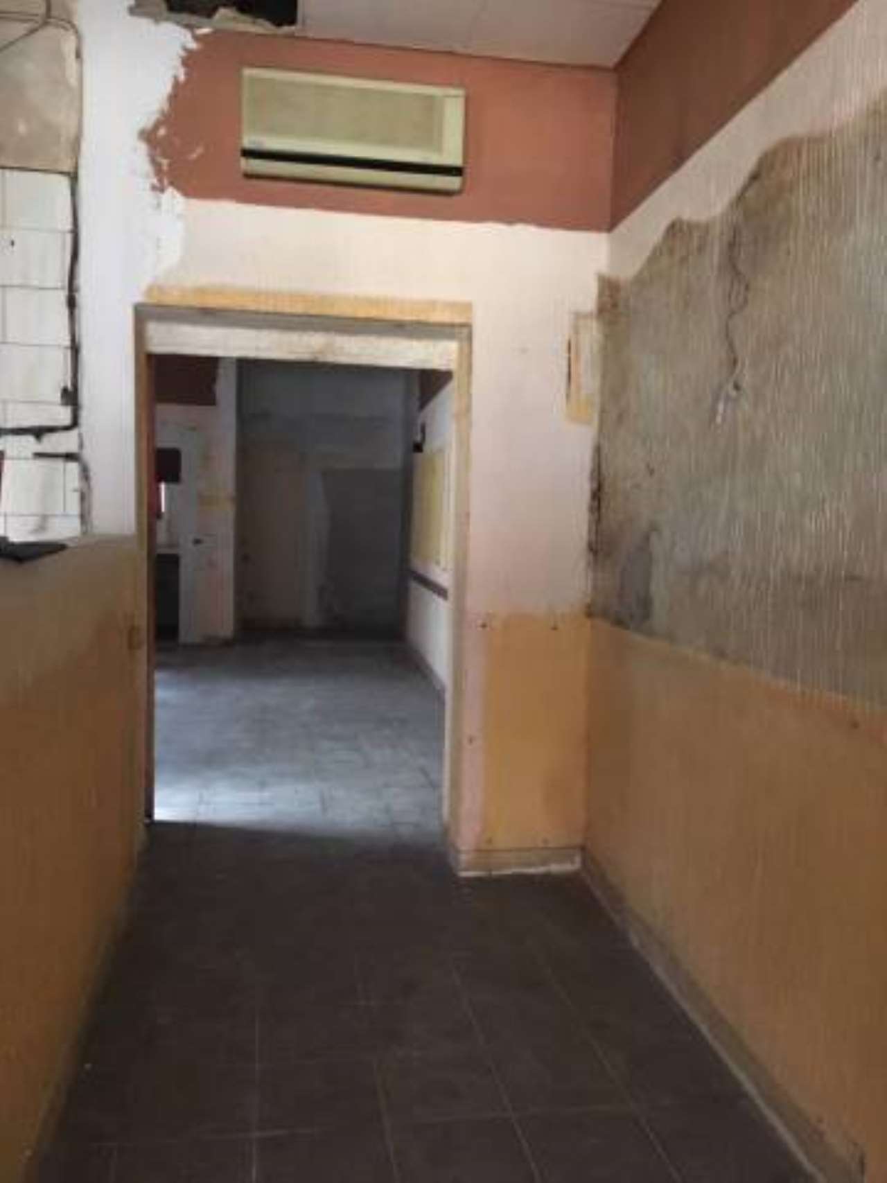 Negozio - Loc.Com. MILANO vendita  ROMOLO Emilio Gola Parco della Vittoria
