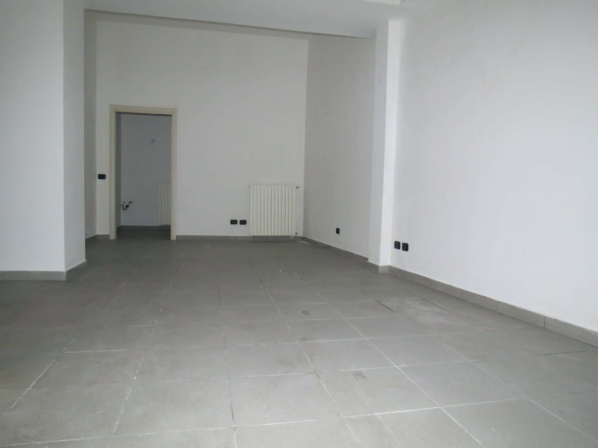 Negozio - Loc.Com. MILANO affitto  NIGUARDA via ornato Servizi Immobiliari S.A.S. di Pietro Bodei & C.