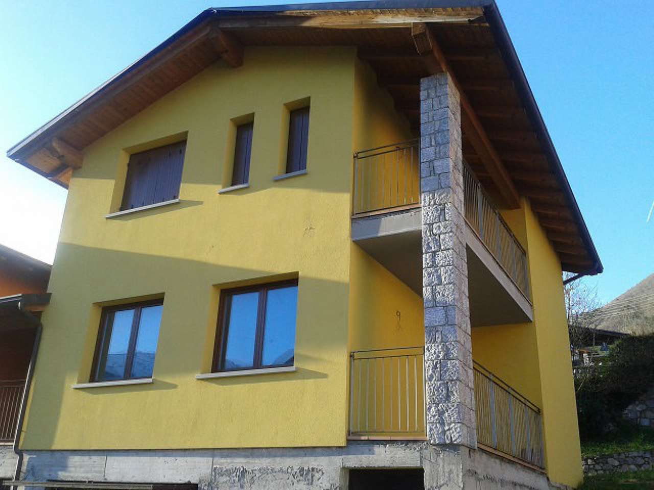 Villa CERVENO vendita   Belvedere AGEDI ITALIA S.r.l.