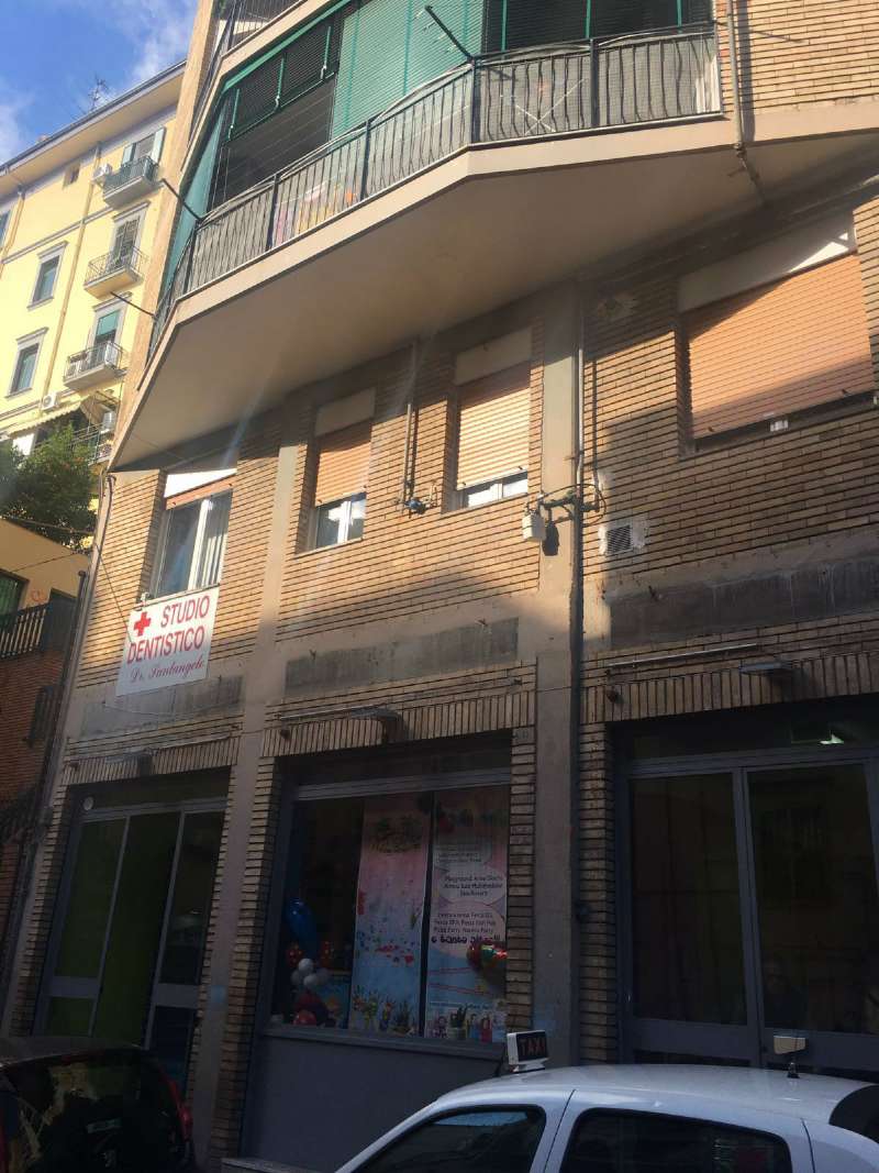  napoli vendita quart:  agedi-italia-s.r.l.