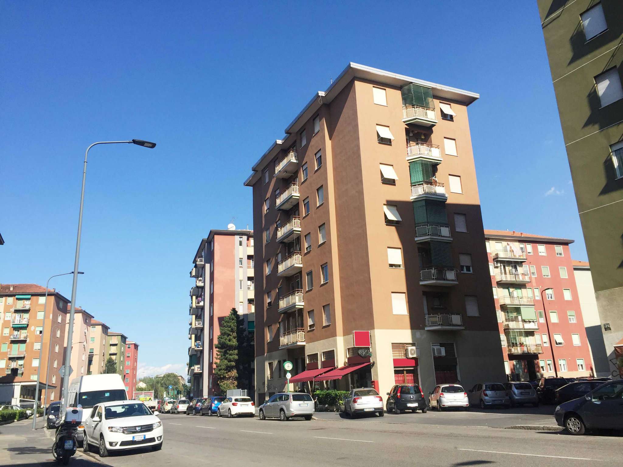 Negozio - Loc.Com. MILANO vendita  BICOCCA MONFALCONE ROSSI  & PROCIDA SNC