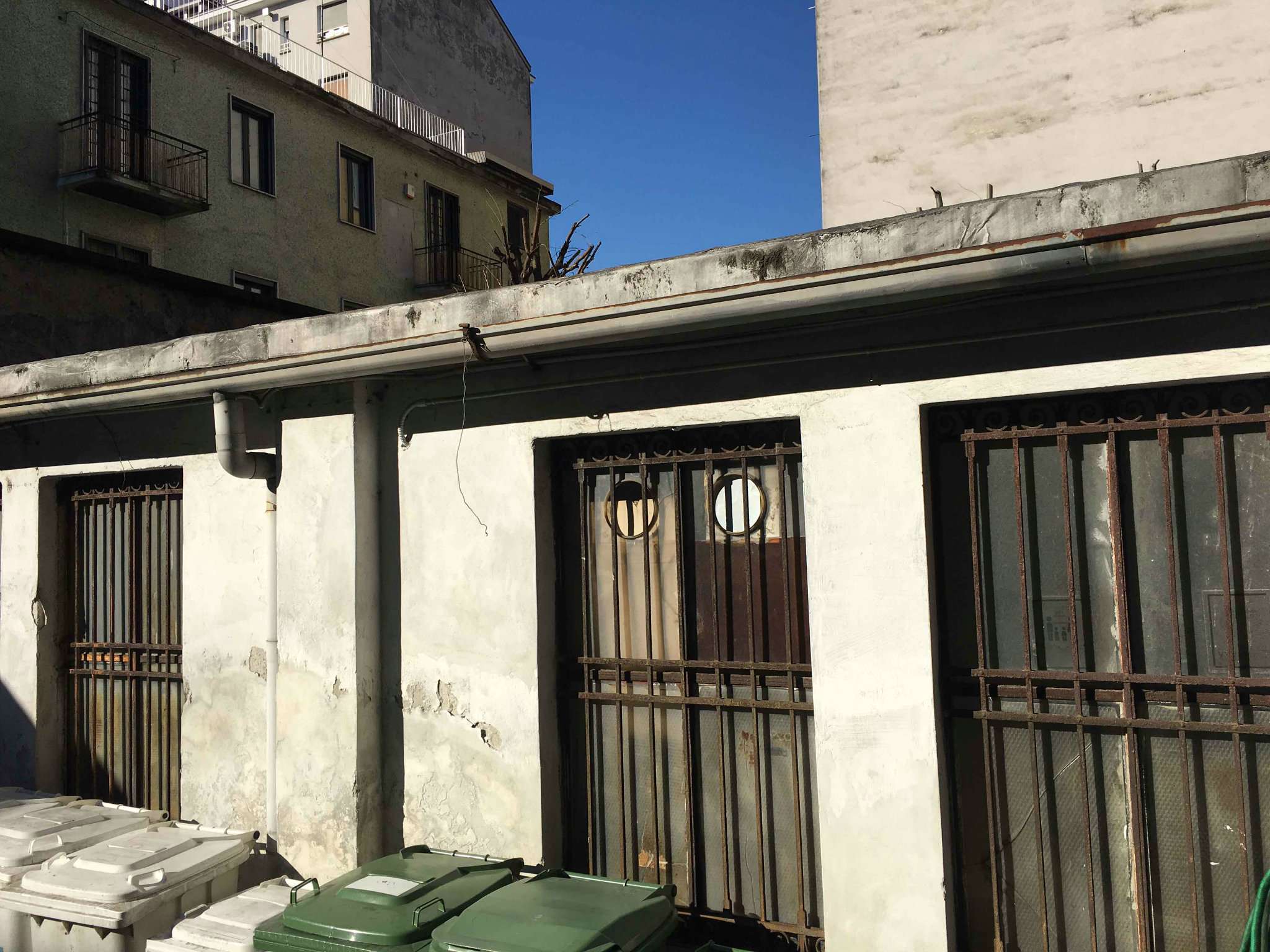 Box auto - Posto auto MILANO affitto  V GIORNATE  ROSSI  & PROCIDA SNC