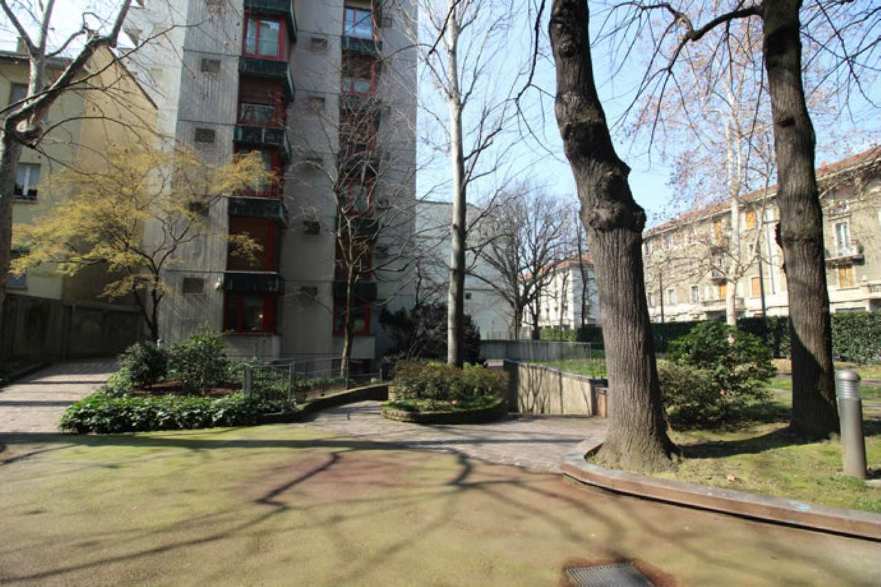  milano affitto quart: de angeli mies