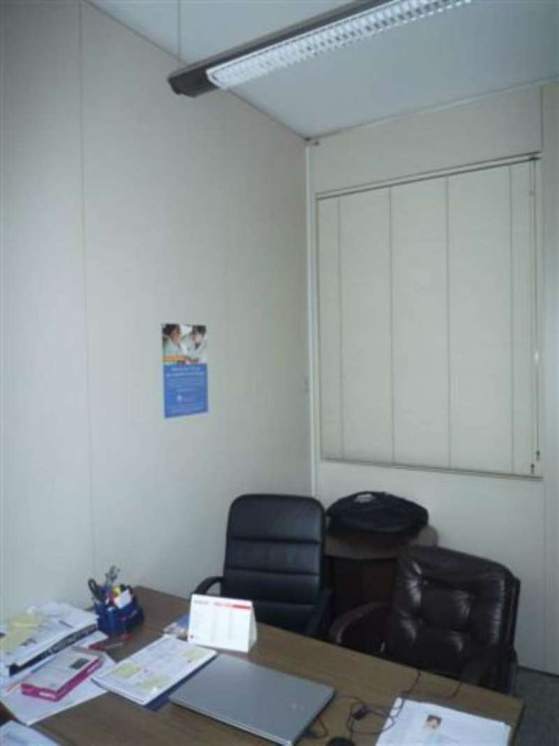 Ufficio - Loc.Com. MILANO affitto  BARONA San Gimignano Immobiliare Antei Srl