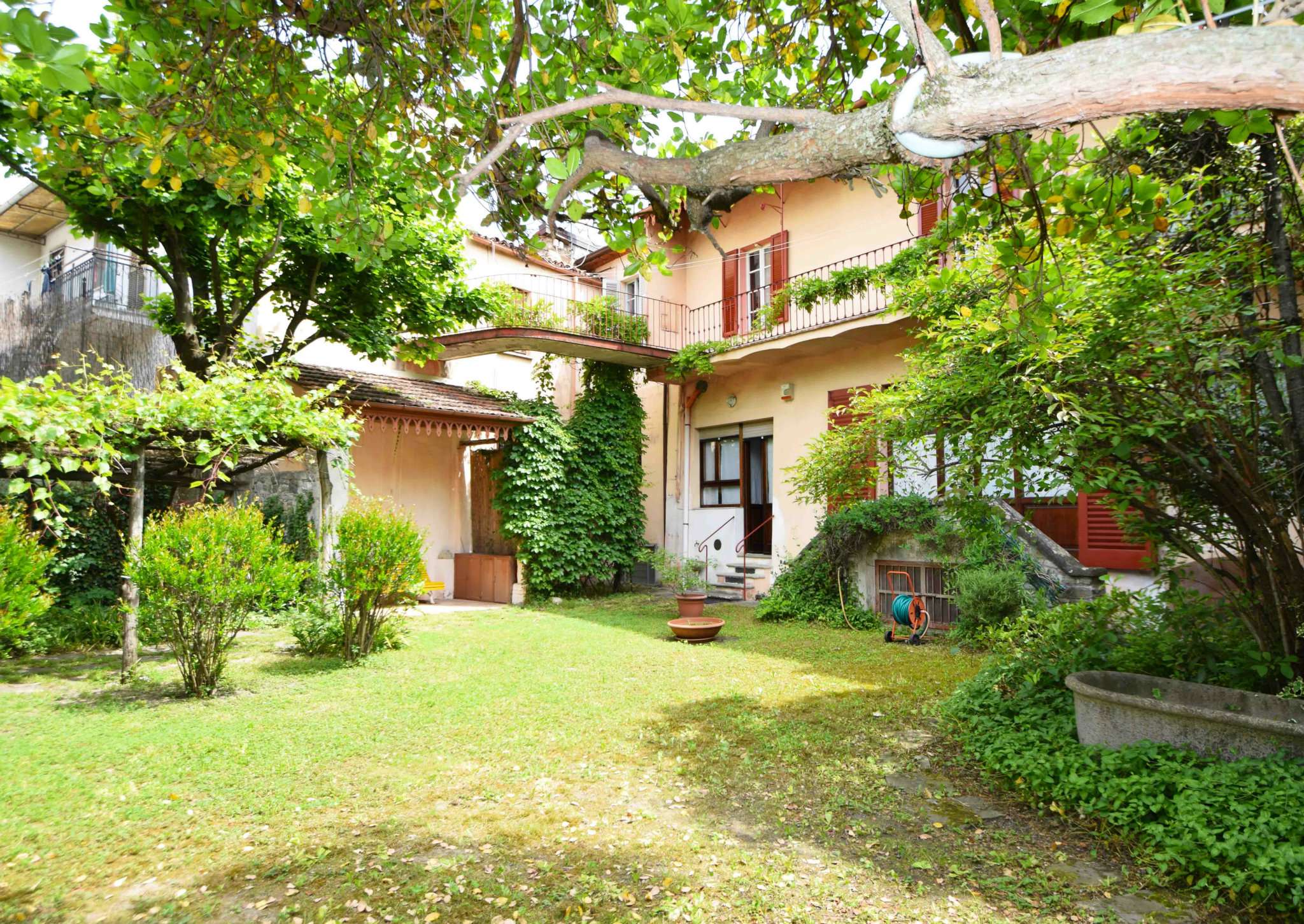 Villa BOBBIO vendita   Contrada di Porta Nova IMMOBILIARE PASTEUR