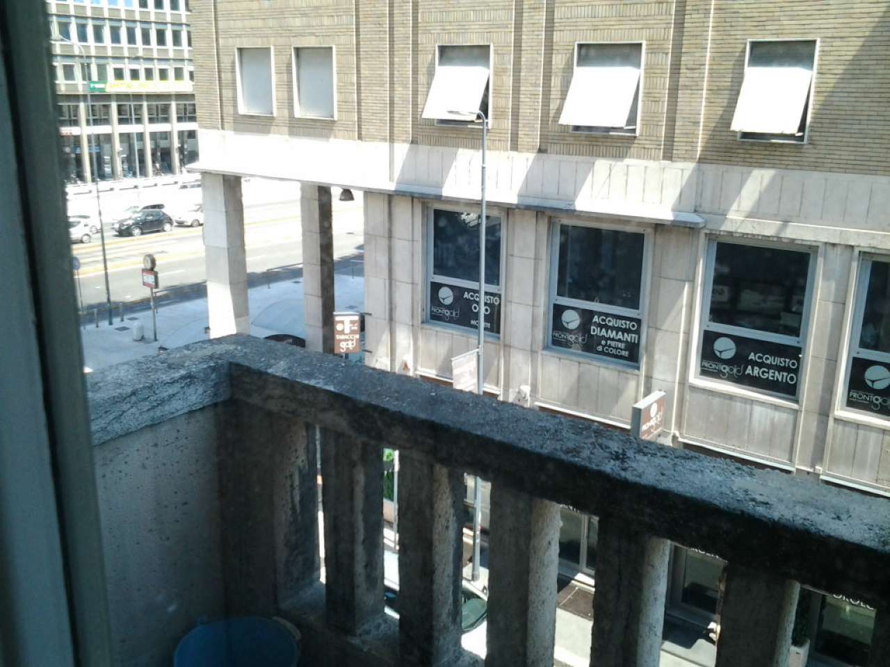 Ufficio - Loc.Com. MILANO affitto  REPUBBLICA Vittor Pisani IMMOBILIARE PASTEUR