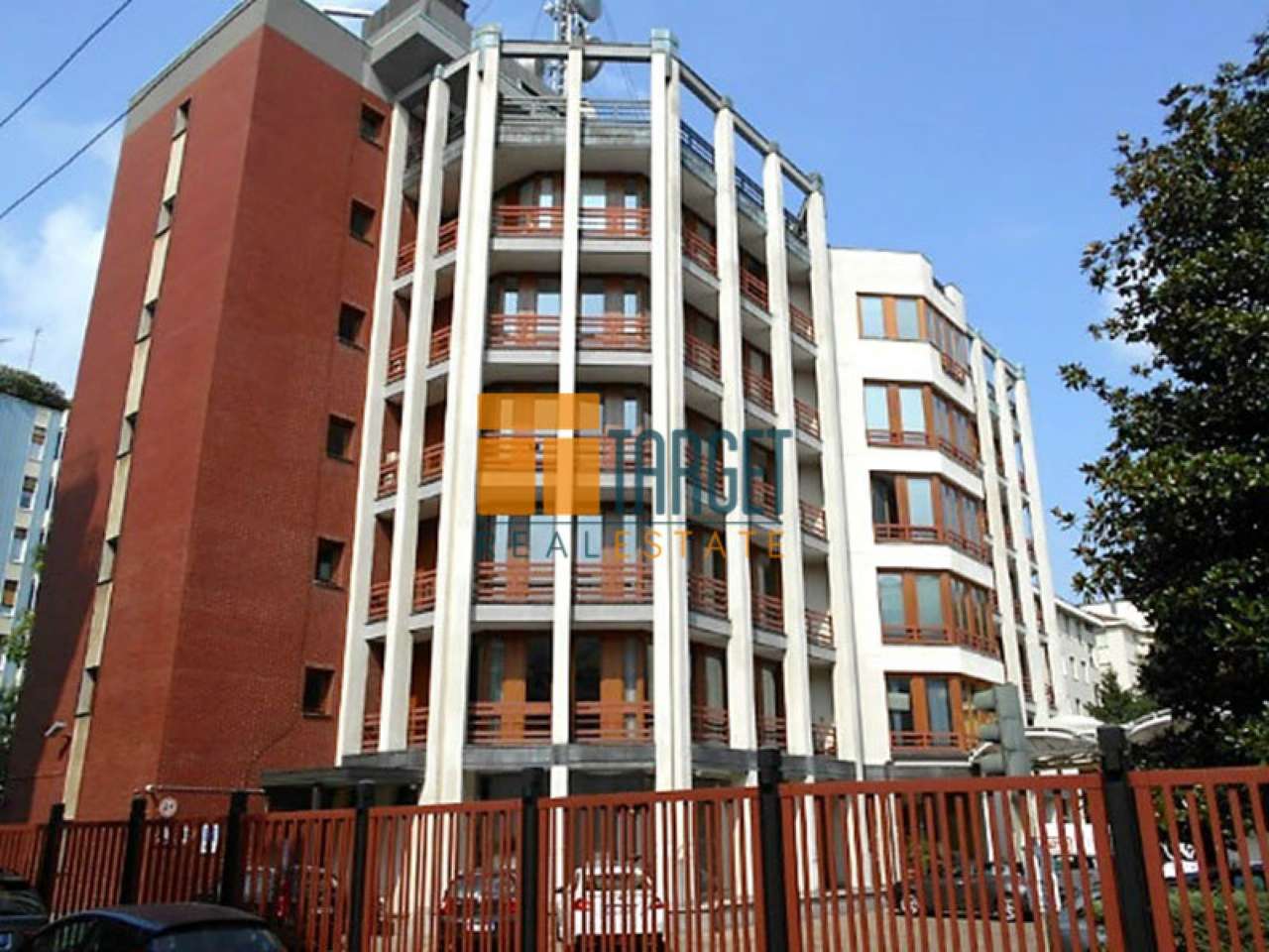  milano affitto quart: de angeli target-real-estate