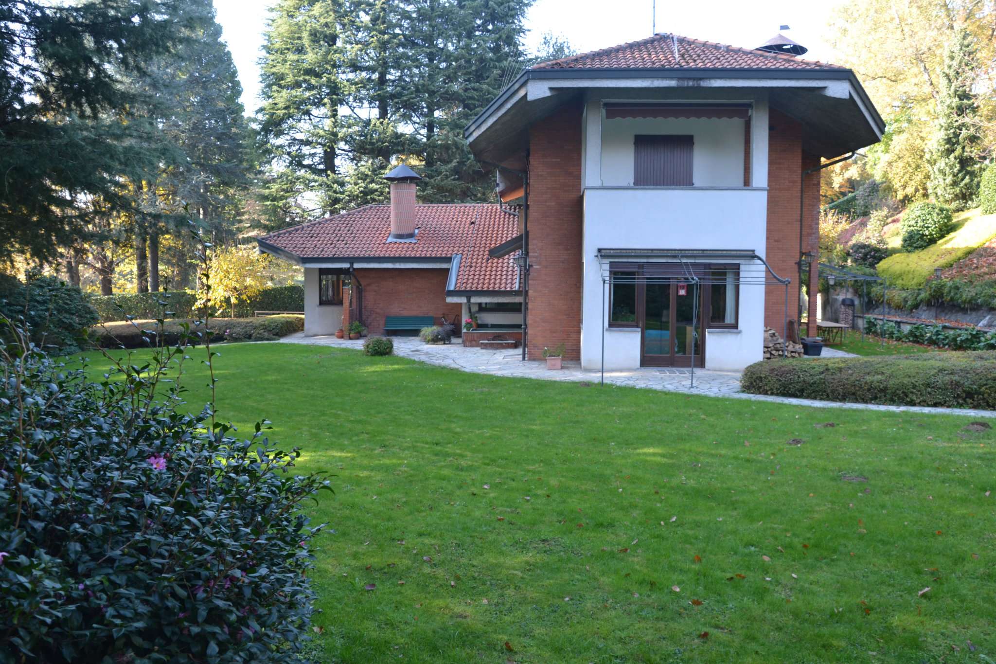 Villa CARIMATE vendita   Per Subinago Domus Progetto Milano Srl