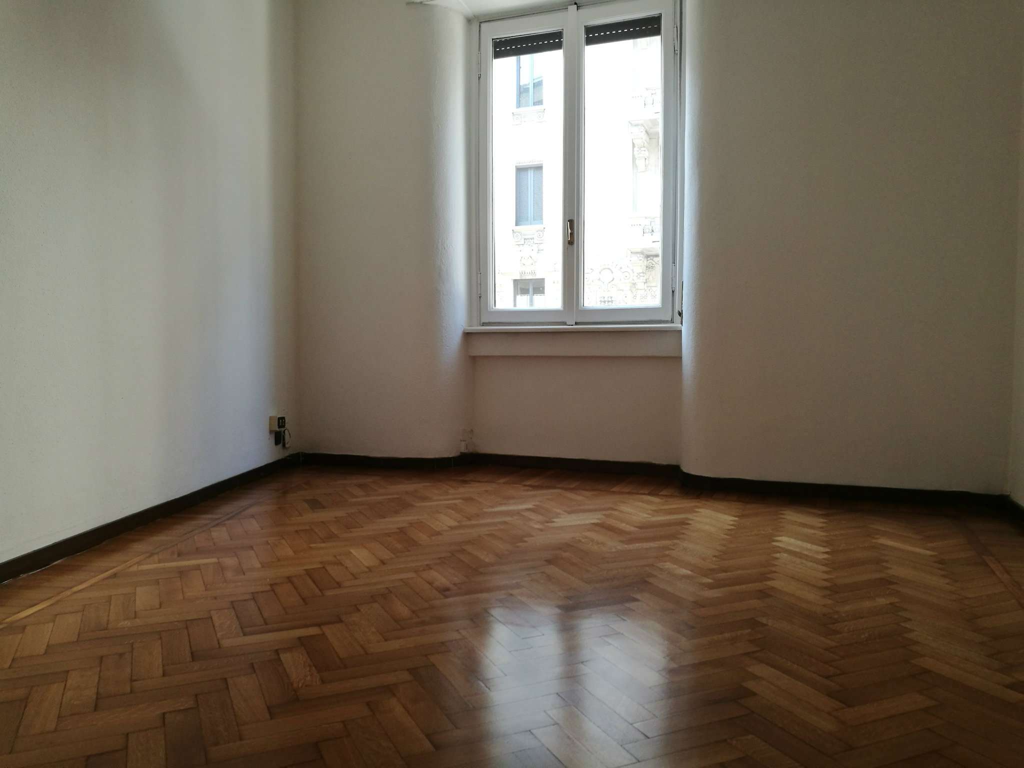 Ufficio - Loc.Com. MILANO affitto  CENTRO STORICO Via Battisti Domus Progetto Milano Srl