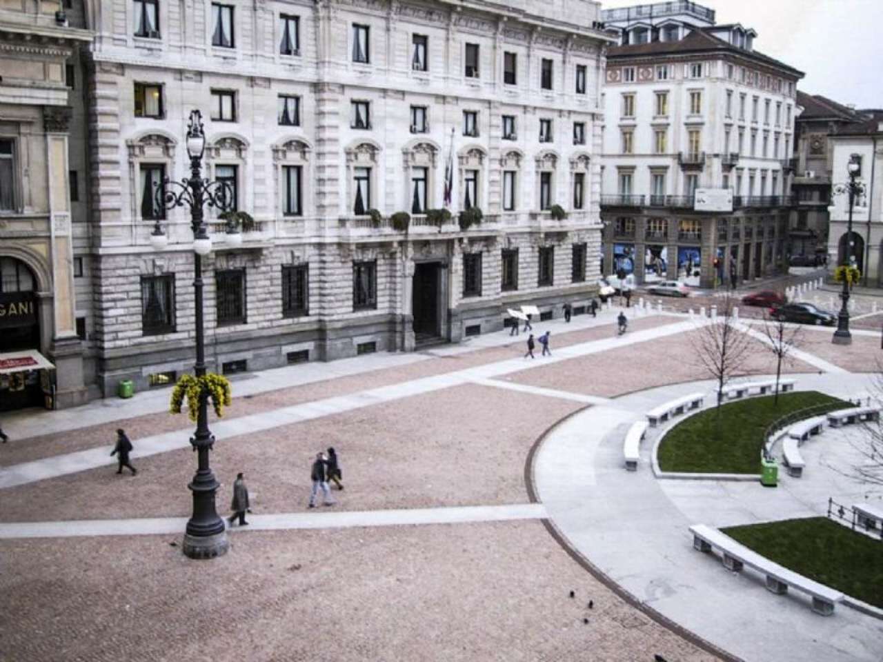 Appartamento MILANO vendita  CENTRO STORICO P.ZZa della scala elena bassoli studio immobiliare