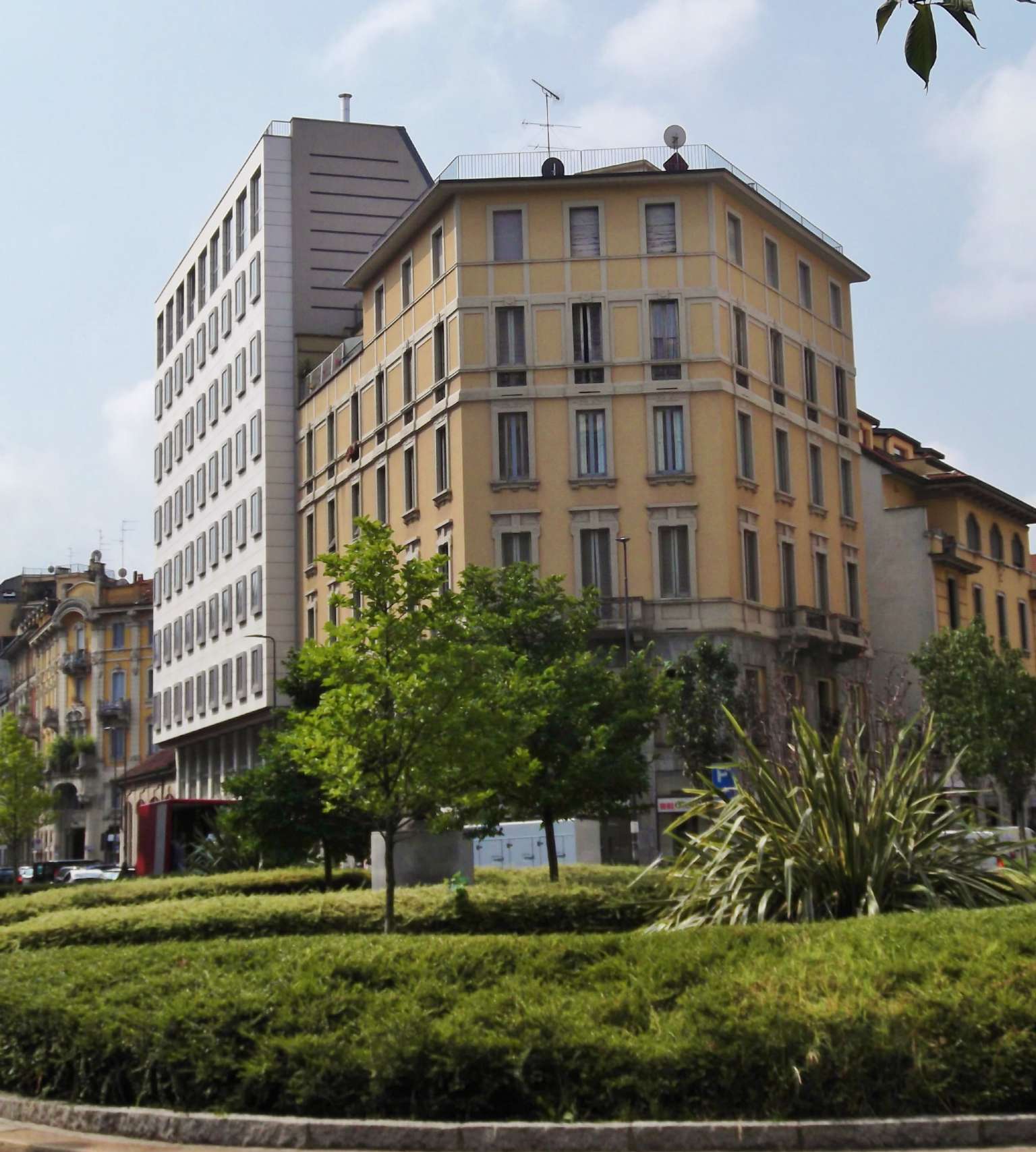 Appartamento MILANO vendita  REPUBBLICA BOSCOVICH elena bassoli studio immobiliare