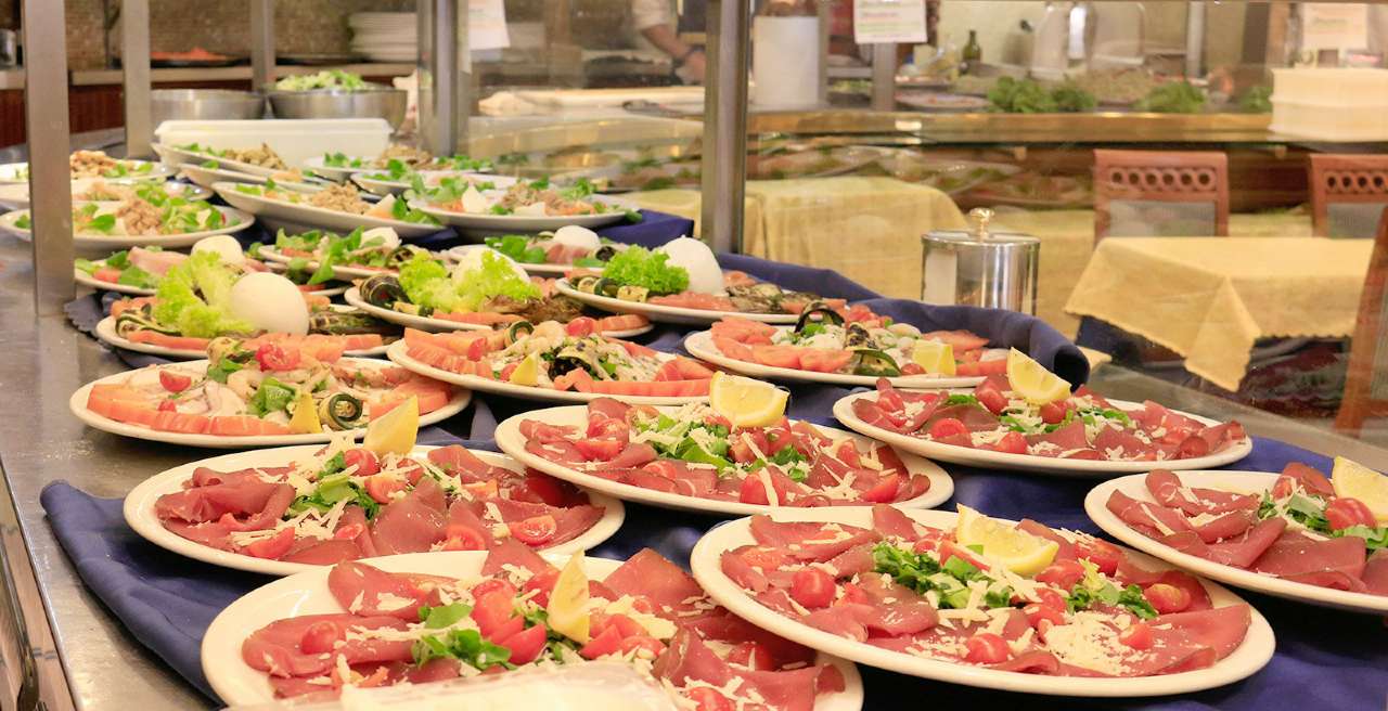 Negozio - Loc.Com. MILANO affitto  CENTRO STORICO TURATI elena bassoli studio immobiliare